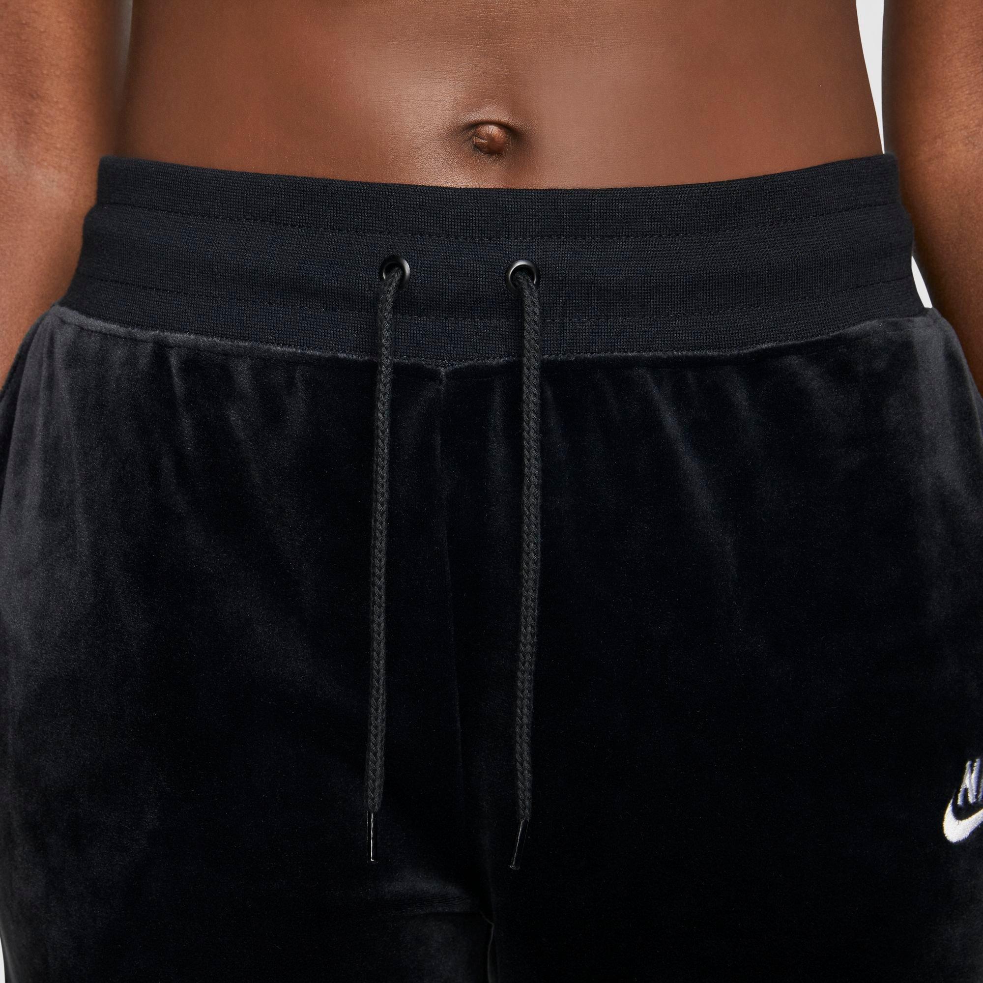 nike heritage plush joggers