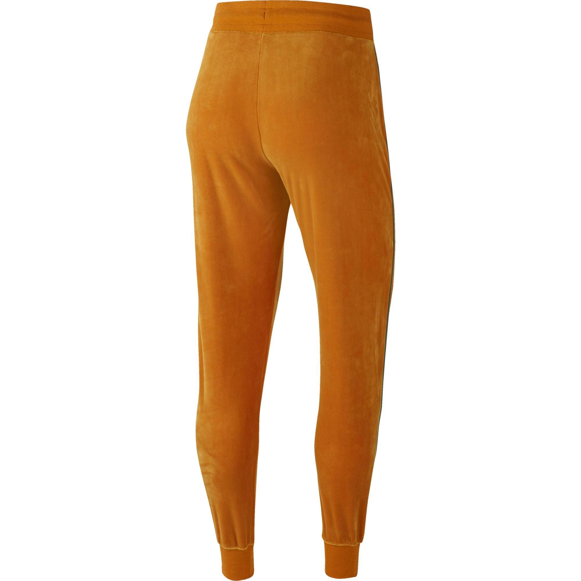 nike women's sportswear heritage plush joggers