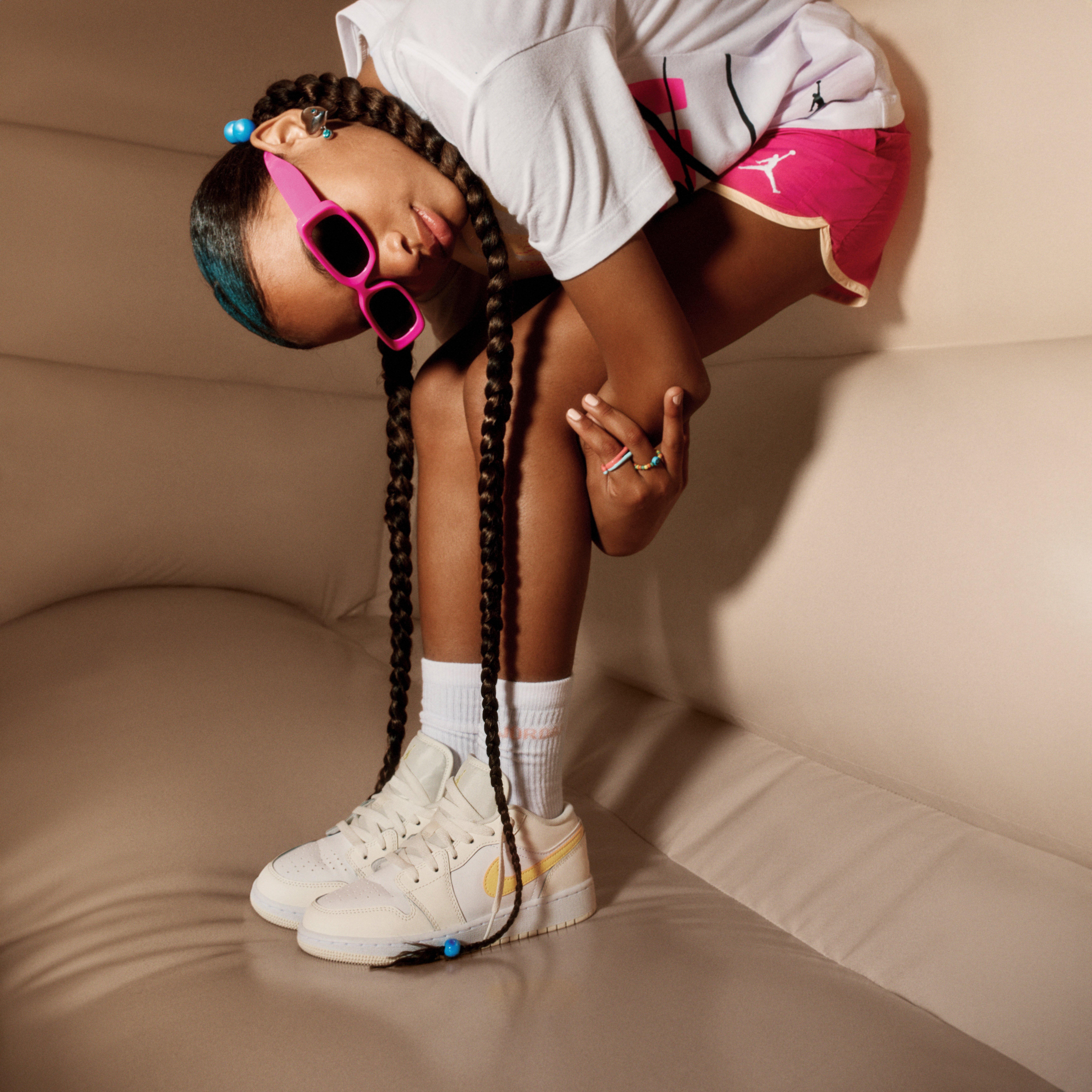 Jordan Flight Rise Big Girls' Tee