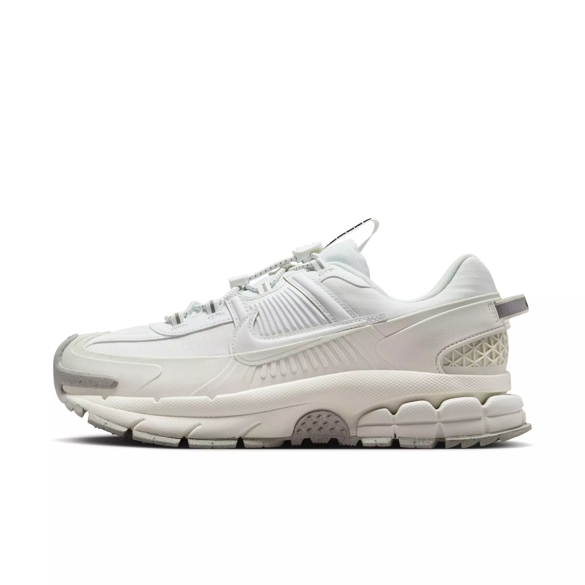 Nike Zoom Vomero 5 Roam Winterized "Summit White/Light Bone" Women's Shoe - CREAM