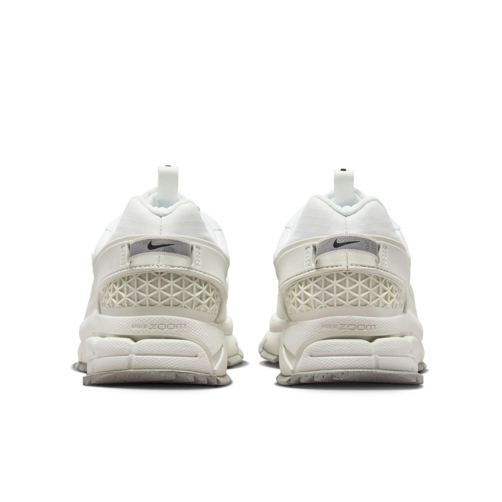 Nike Zoom Vomero 5 Roam Winterized "Summit White/Light Bone" Women's Shoe - CREAM Thumbnail View 7