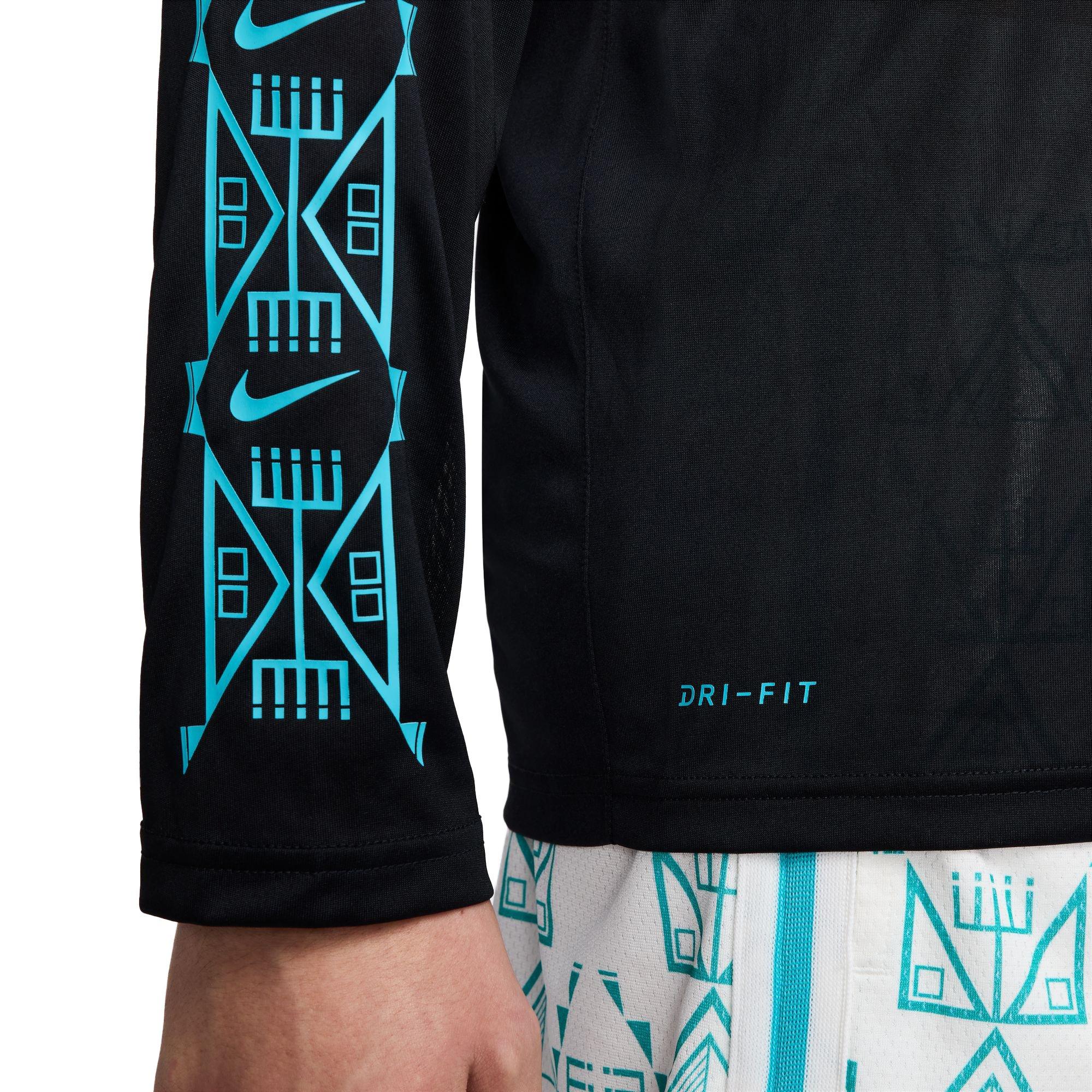 Nike N7 Men's Dri-FIT "Dusty Cactus" Long-Sleeve Legend Tee - BLACK Thumbnail View 7