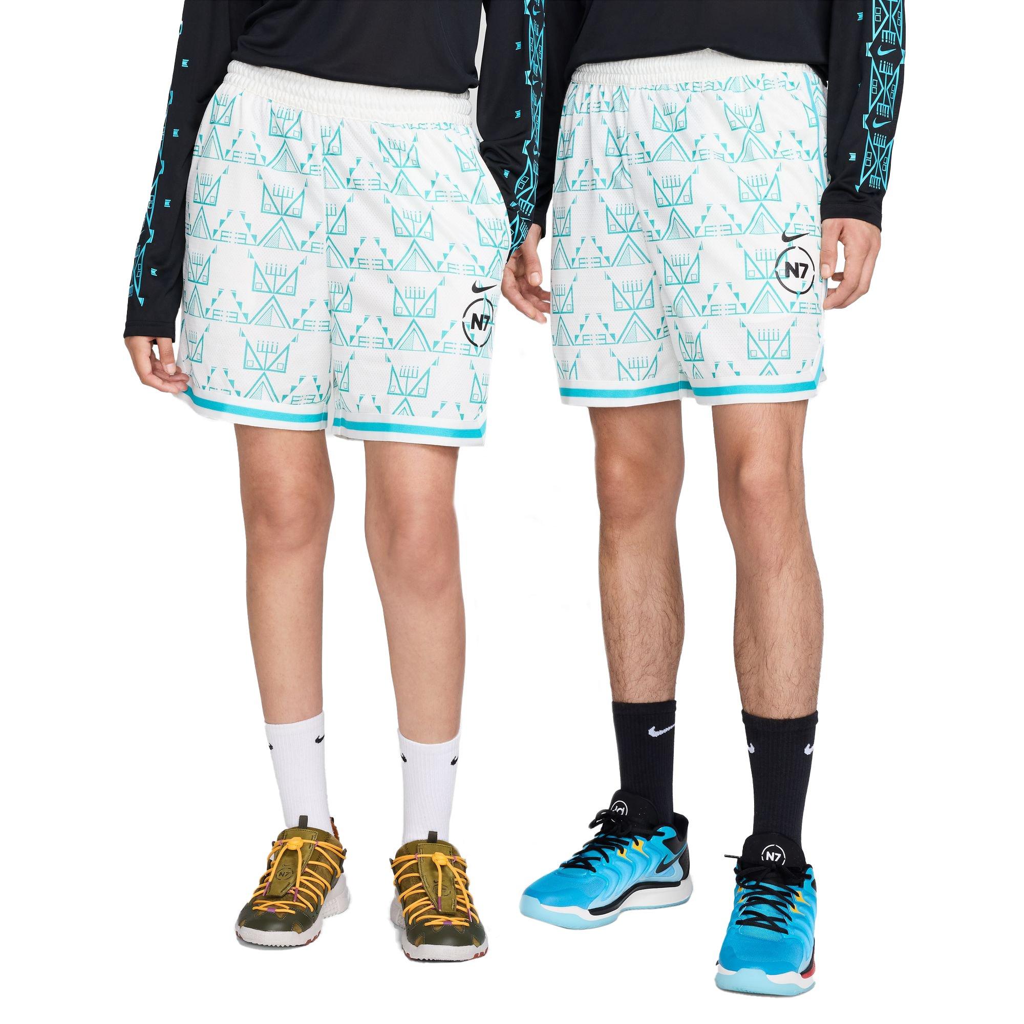N7 shorts store