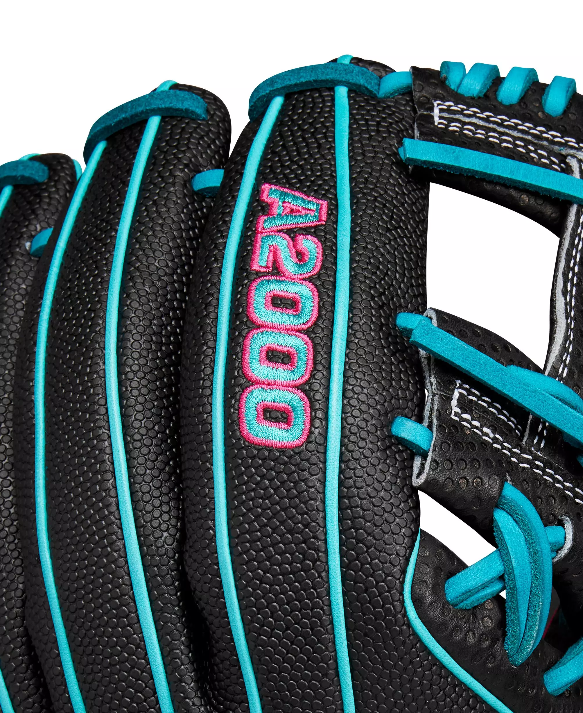 Wilson A2000 Winter SC1786SS 11.5&rdquo; Infield Baseball Glove 2024 - Black/Teal/Pink - BLACK/PINK