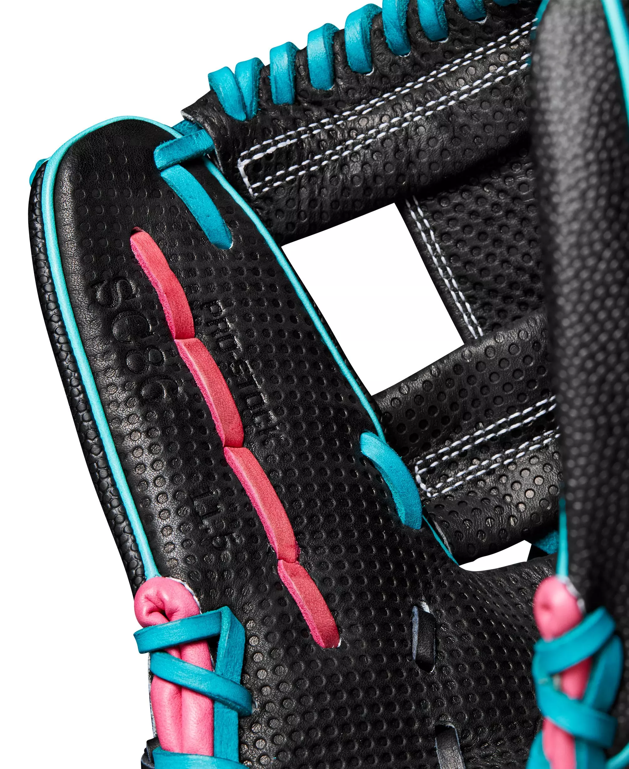 Wilson A2000 Winter SC1786SS 11.5&rdquo; Infield Baseball Glove 2024 - Black/Teal/Pink - BLACK/PINK