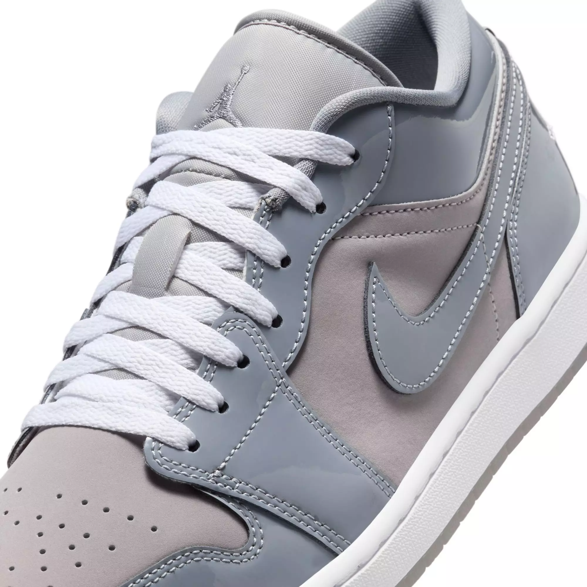 Jordan 1 Low SE "Medium Grey/Cool Grey/White" Men's Shoe - GREY