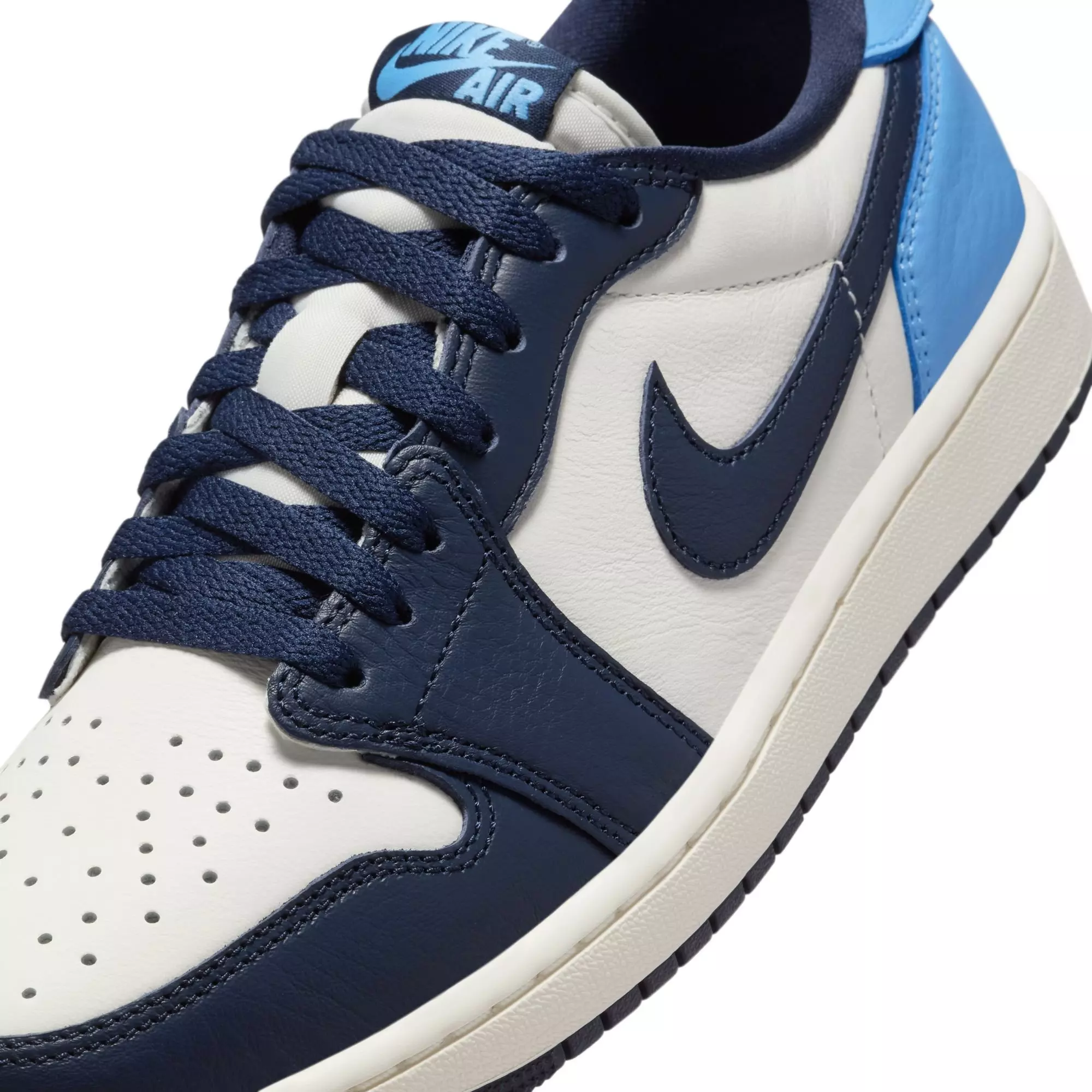 Jordan 1 Low OG "Obsidian" Men's Shoe - OBSIDIAN/UNIVERSITY BLUE/SAIL