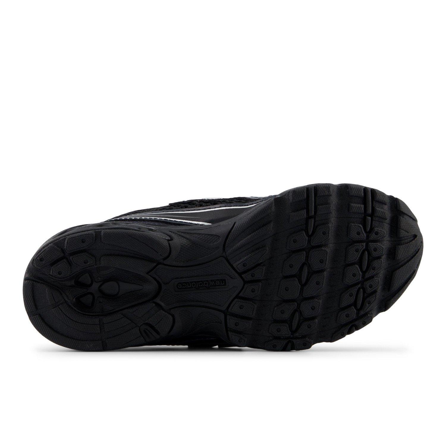 New Balance 740 Preschool Boys' "Black/Silver" Shoe