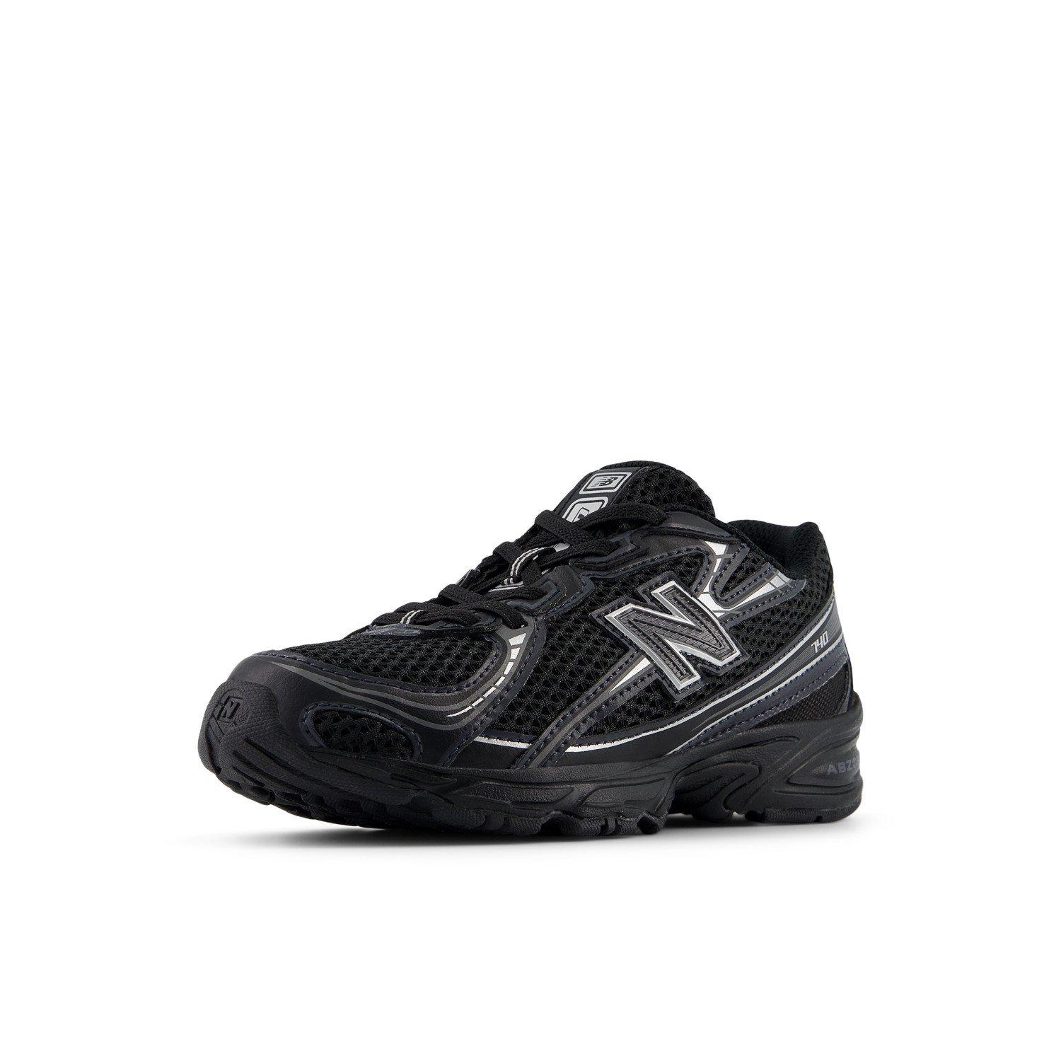 New Balance 740 Preschool Boys' "Black/Silver" Shoe