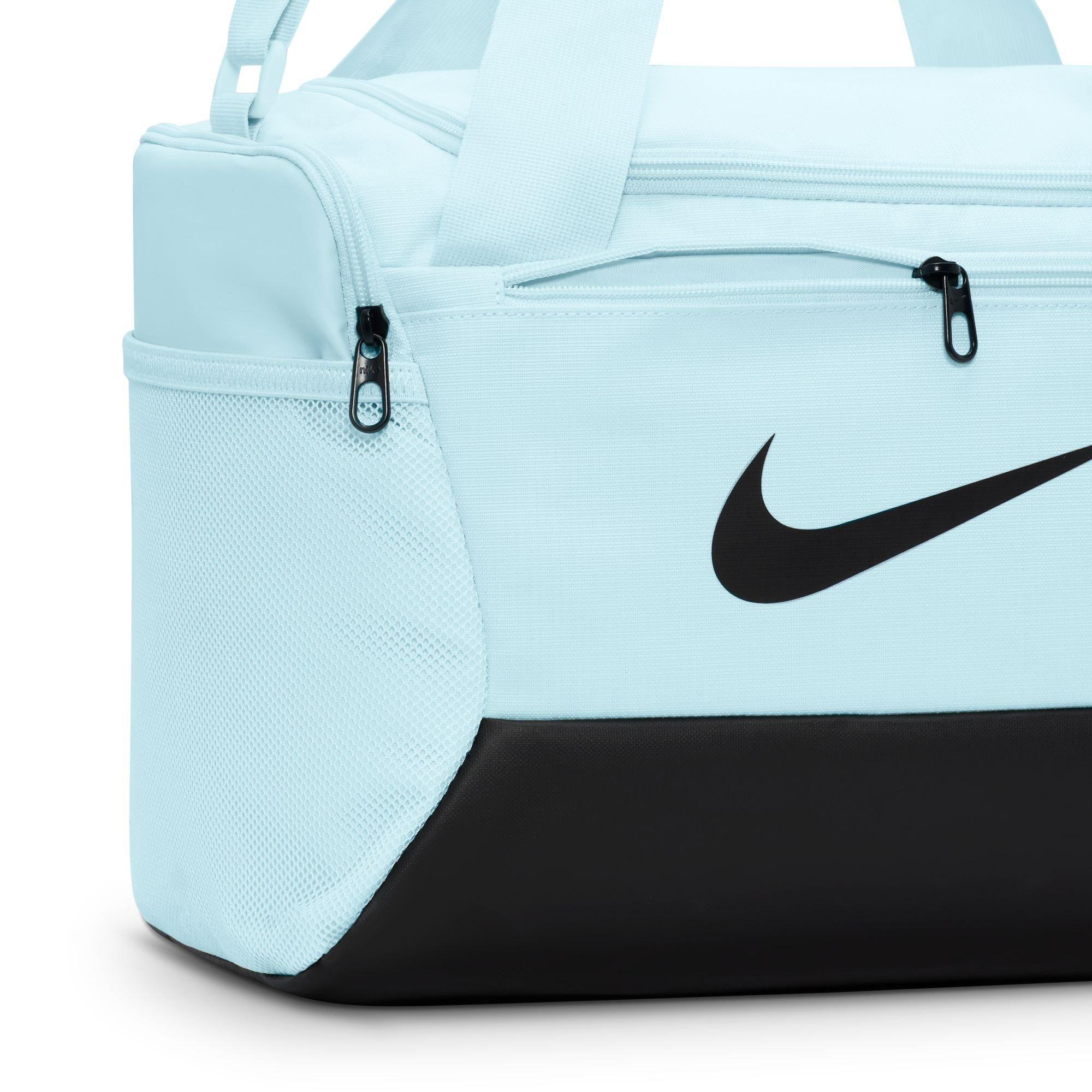 Nike Brasilla 9.5 Training Duffle Bag