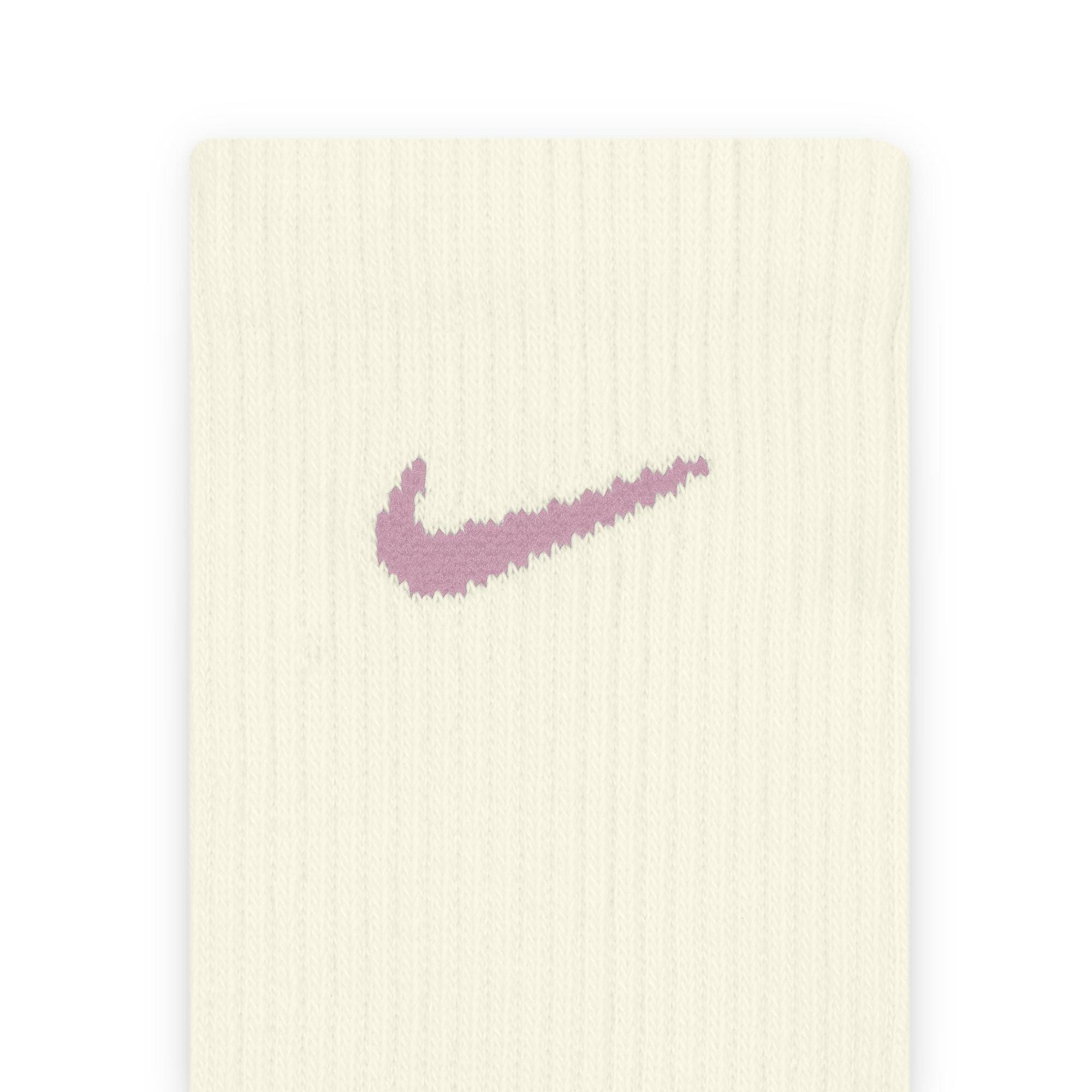 Nike Everyday Plus Cushioned Training Crew Socks (6 Pairs)