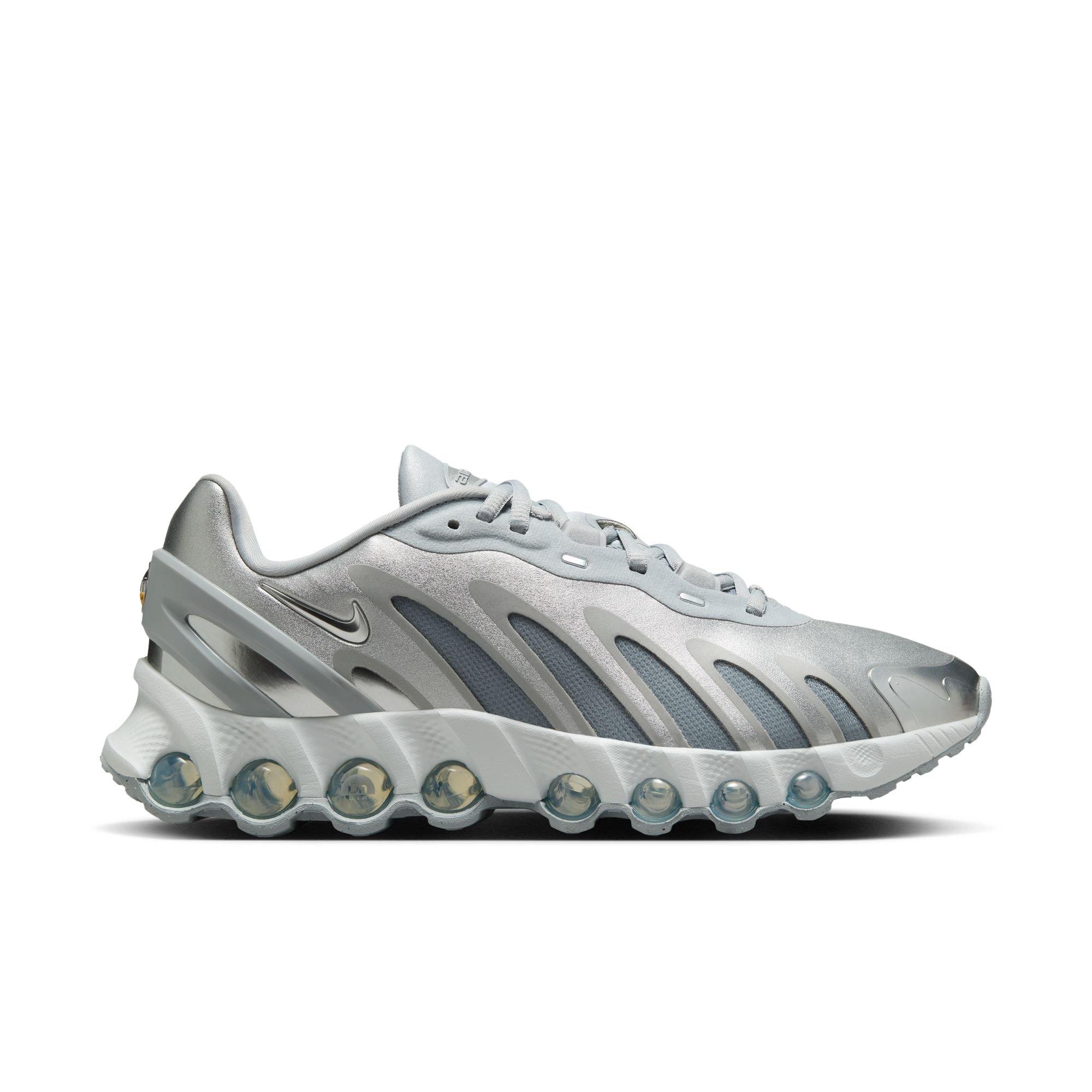 Nike Air Max Dn8 "Metallic Silver" Women's Shoe - WOLF GREY/METALLIC SILVER/OFF WHITE Thumbnail View 1