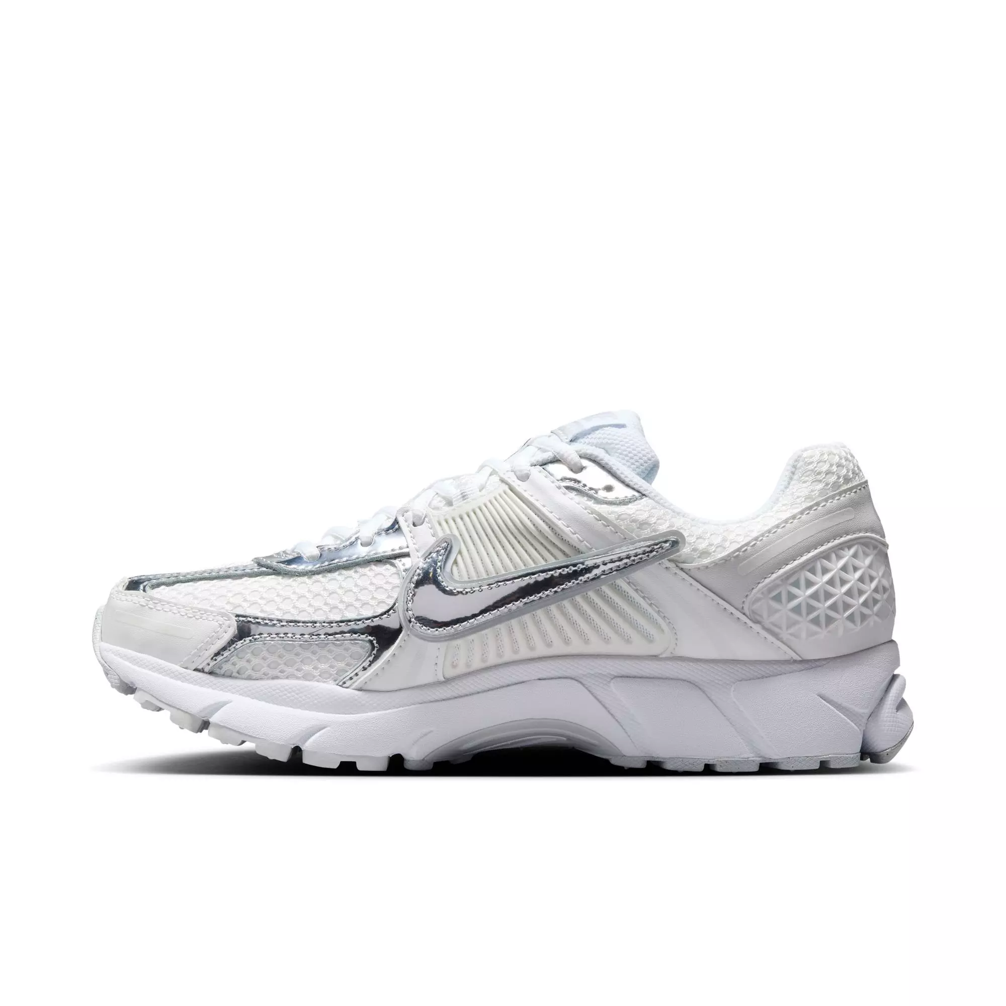 Nike Zoom Vomero 5 Gold "White/Metallic Silver/Summit White" Women's Shoe - WHITE/SILVER