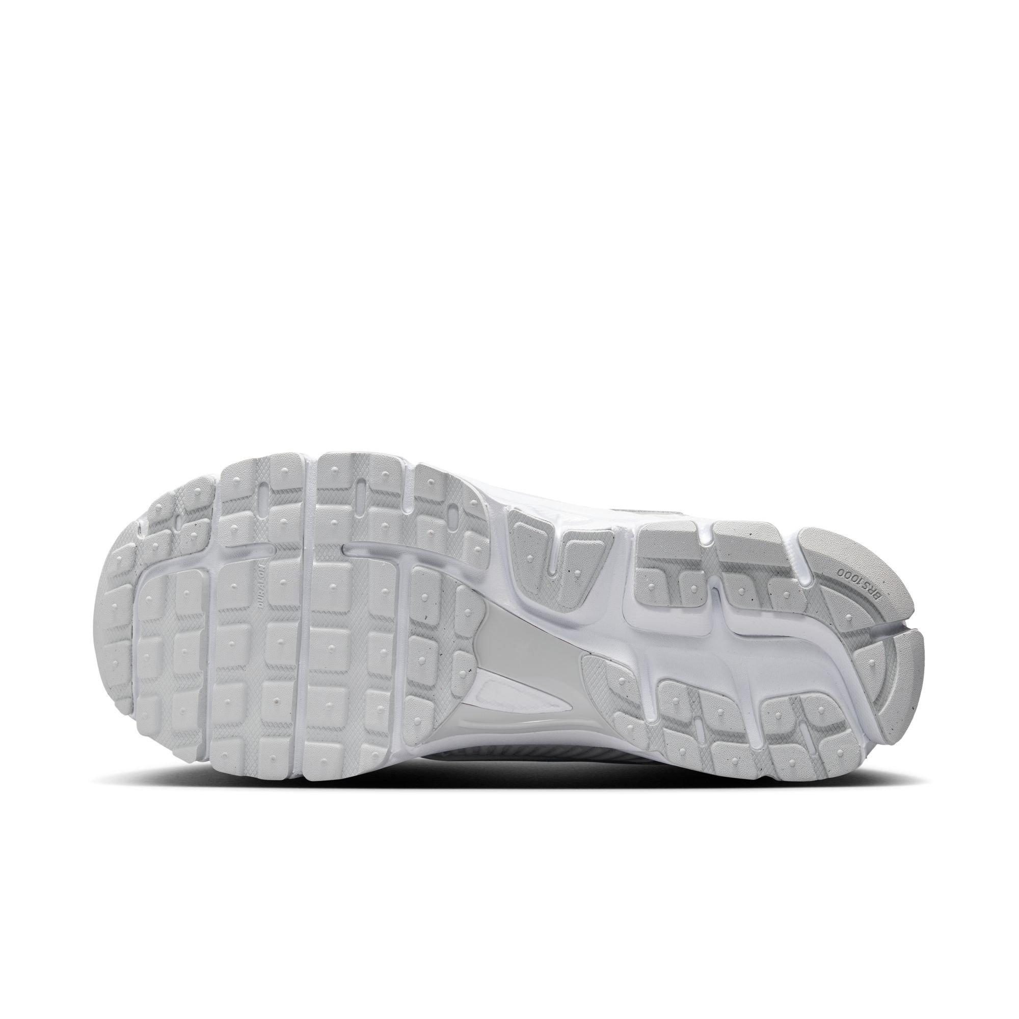 Nike Zoom Vomero 5 Gold "White/Metallic Silver/Summit White" Women's Shoe - WHITE/SILVER Thumbnail View 8