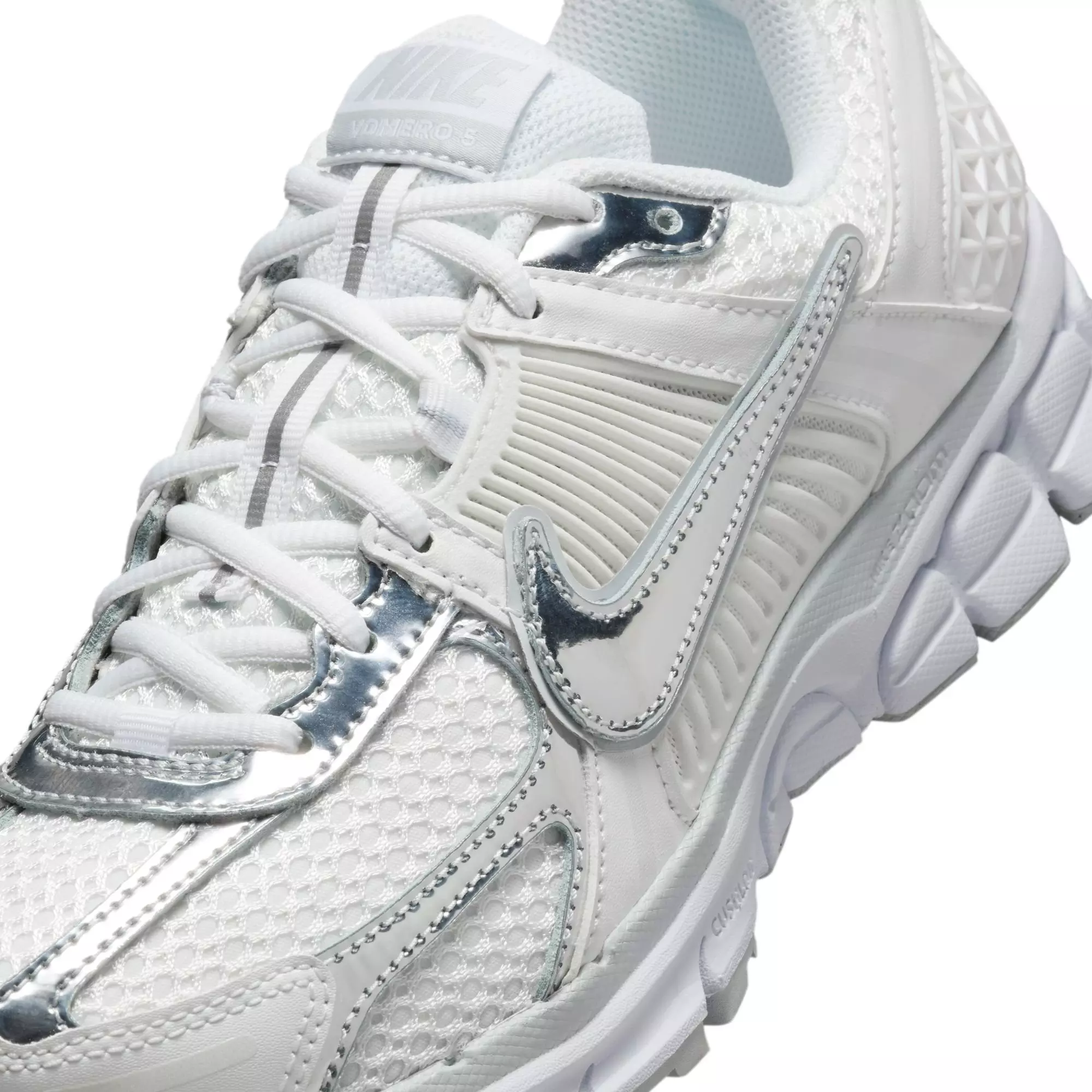 Nike Zoom Vomero 5 Gold "White/Metallic Silver/Summit White" Women's Shoe - WHITE/SILVER