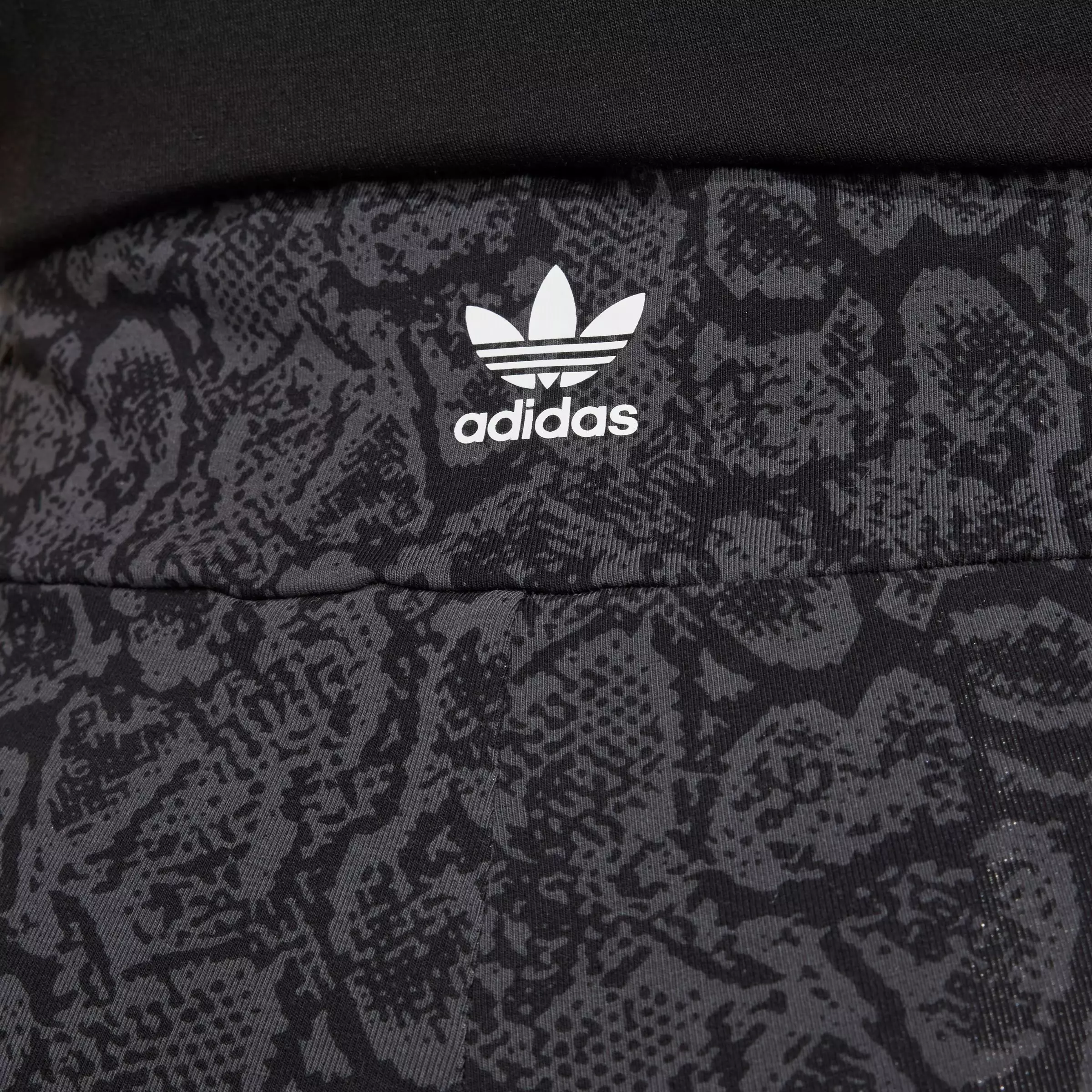 adidas Women's Snake All Over Print Leggings - BLACK