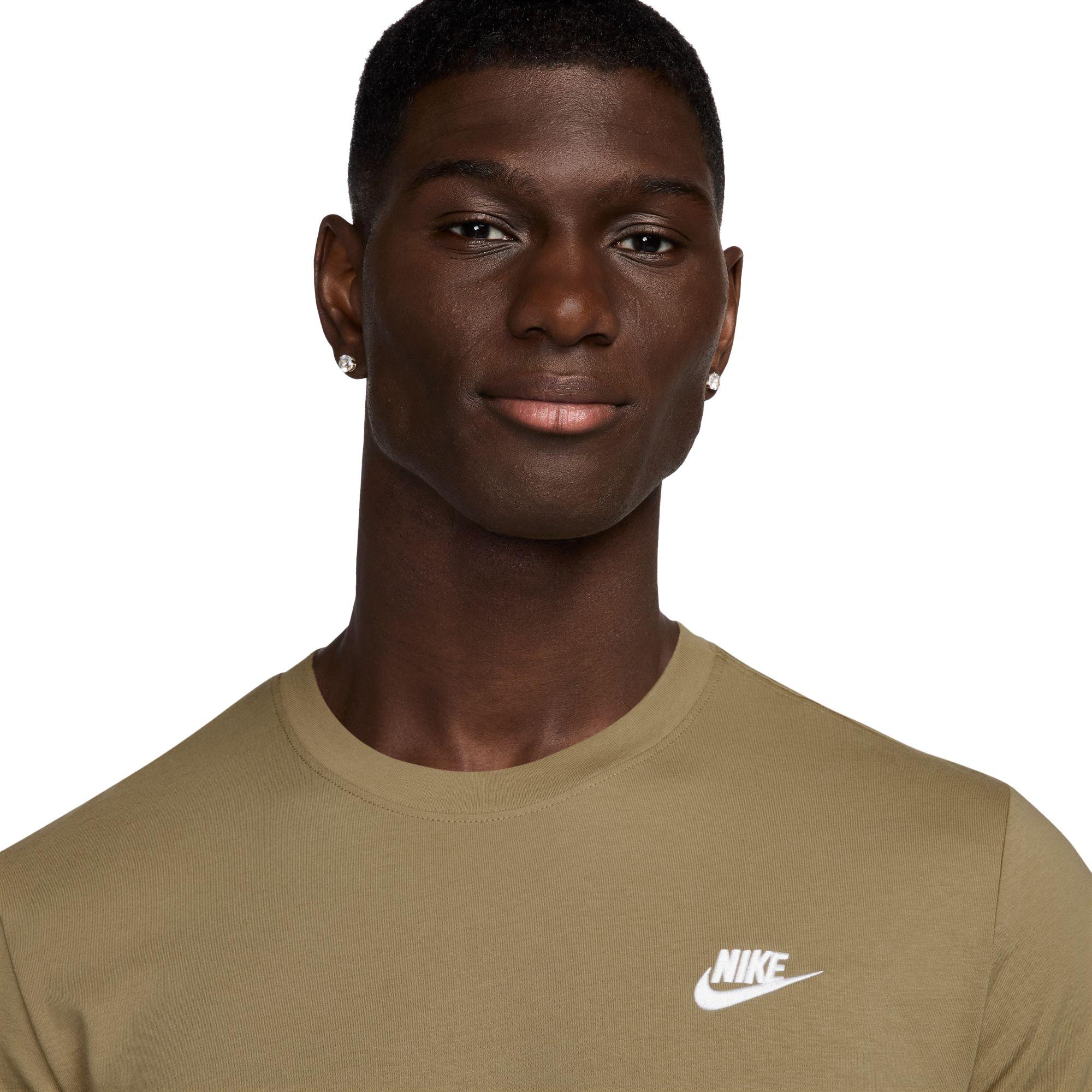 Nike Men's Sportswear Club Tee - Brown - BROWN Thumbnail View 3