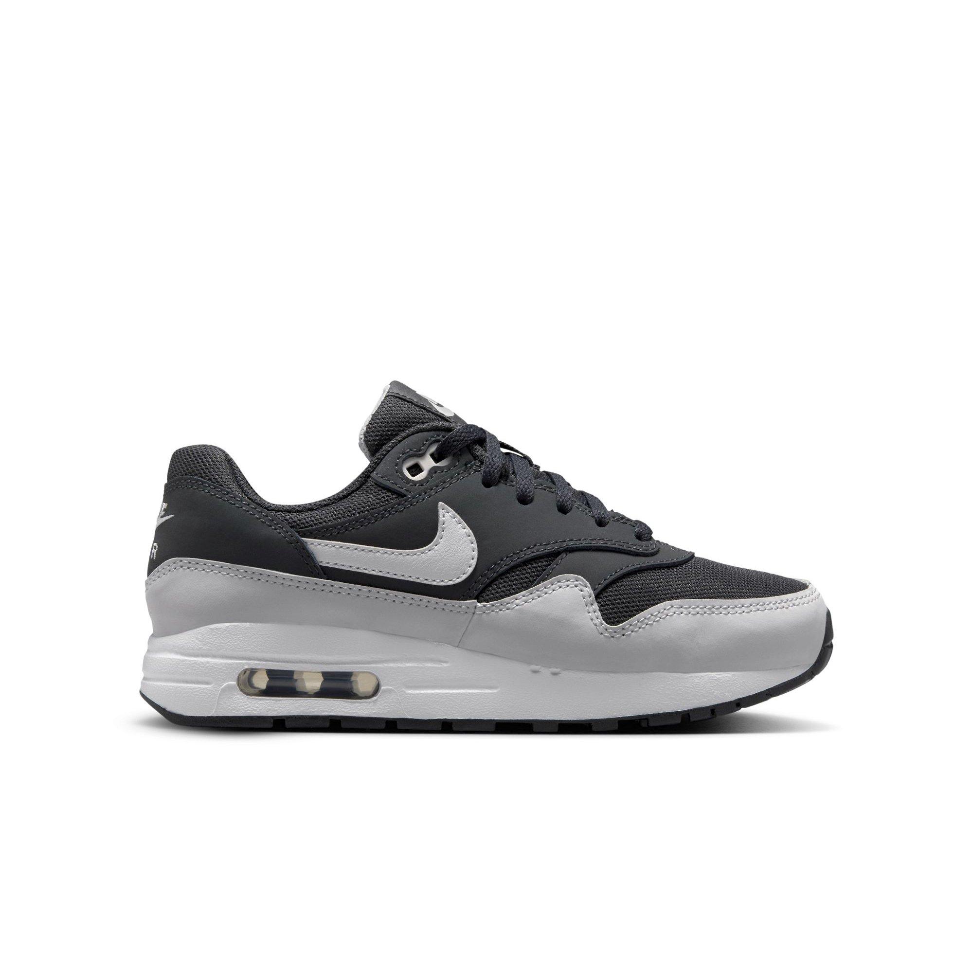 ＼半額SALE／ Nike Air Max 1  靴