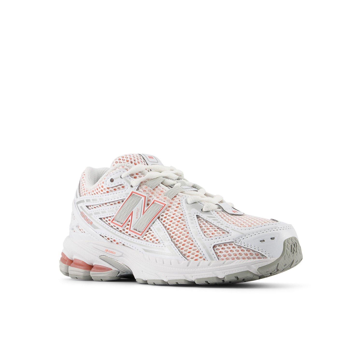 New Balance Grade School Girls' "White/Pink" Shoe