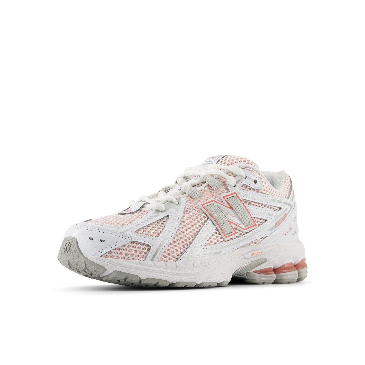 New Balance Grade School Girls' "White/Pink" Shoe