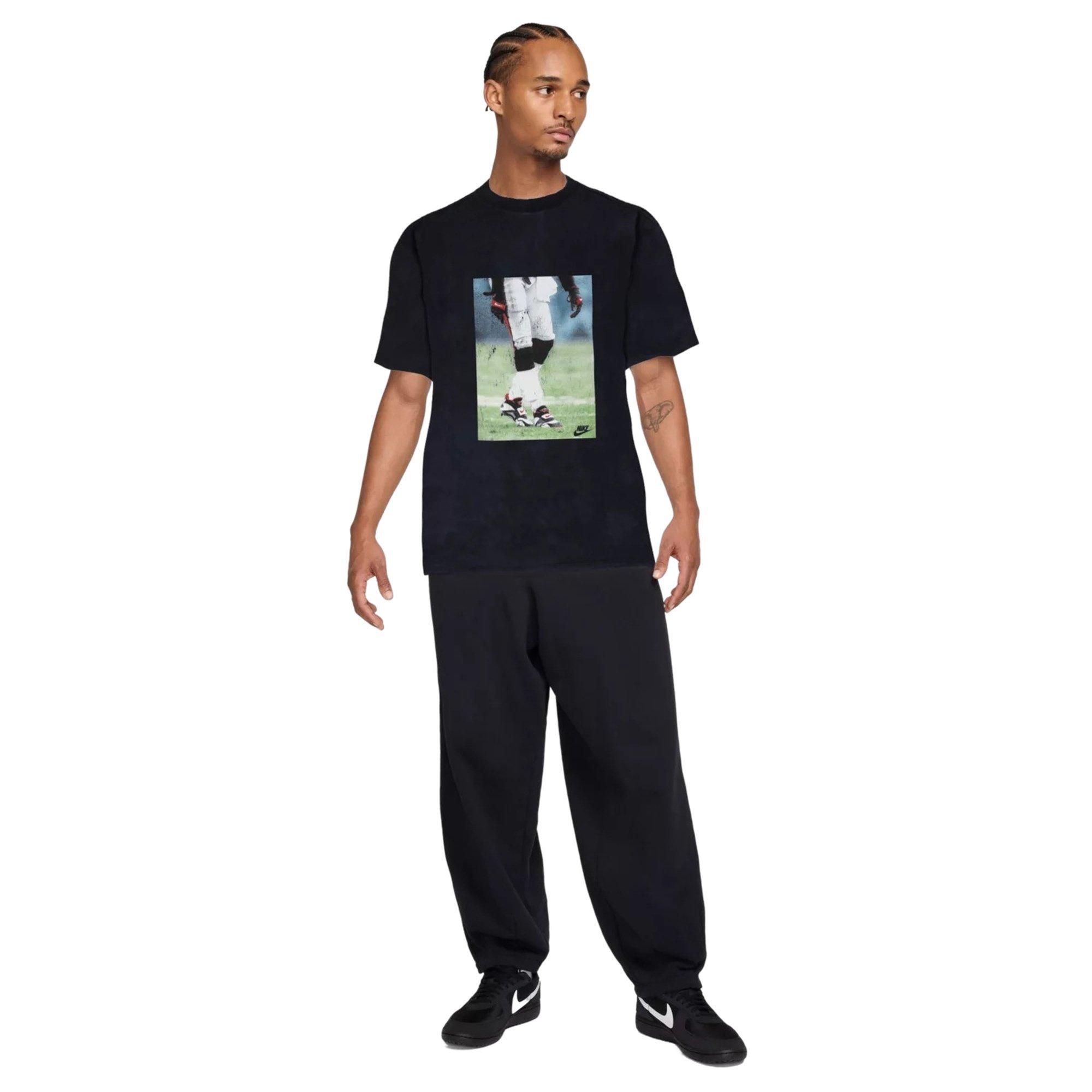 Nike Men's Max90 Football Tee - BLACK Thumbnail View 3