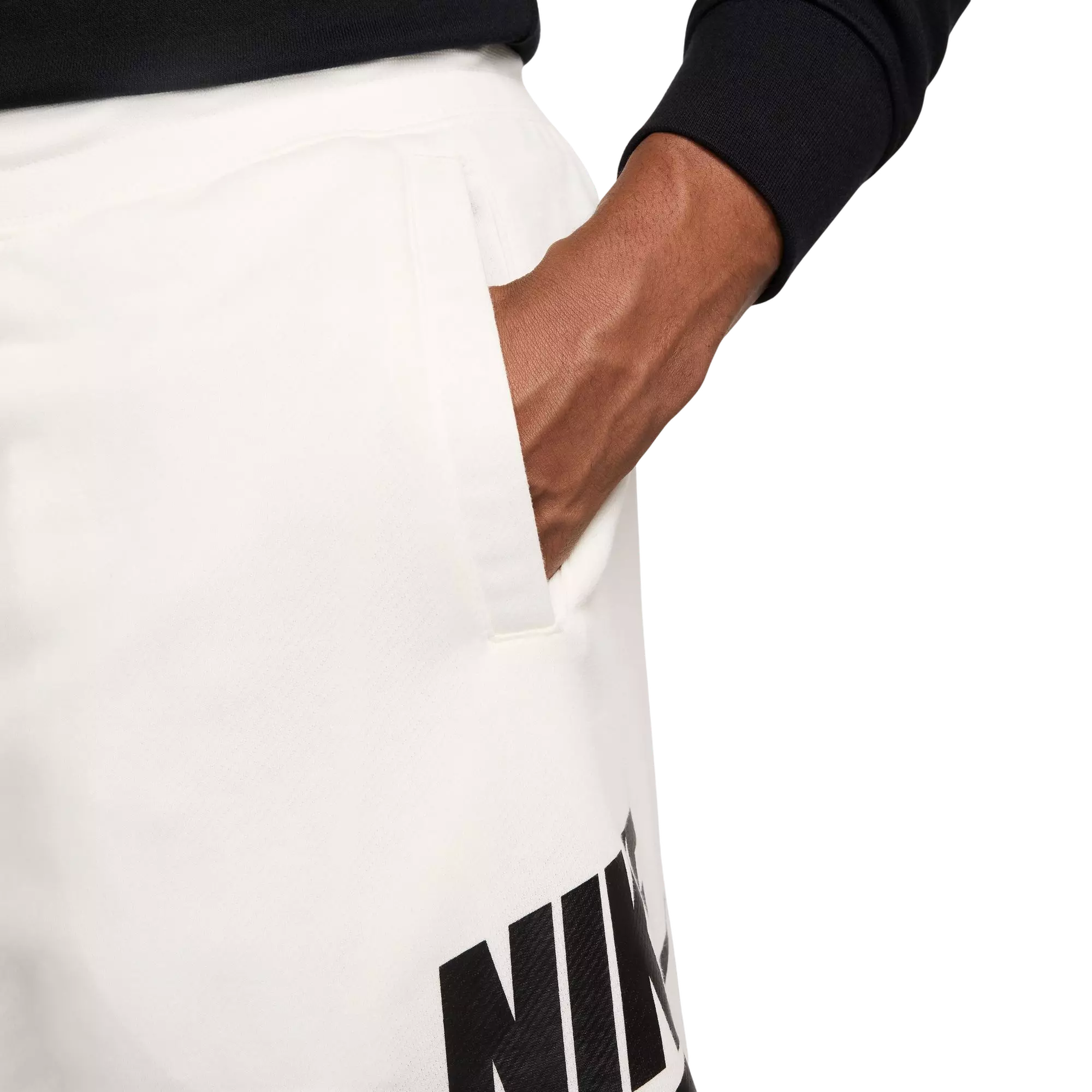 Nike Men's Club French Terry Alumni Shorts - WHITE