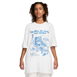 Jordan Women's Oversized Graphic Tee