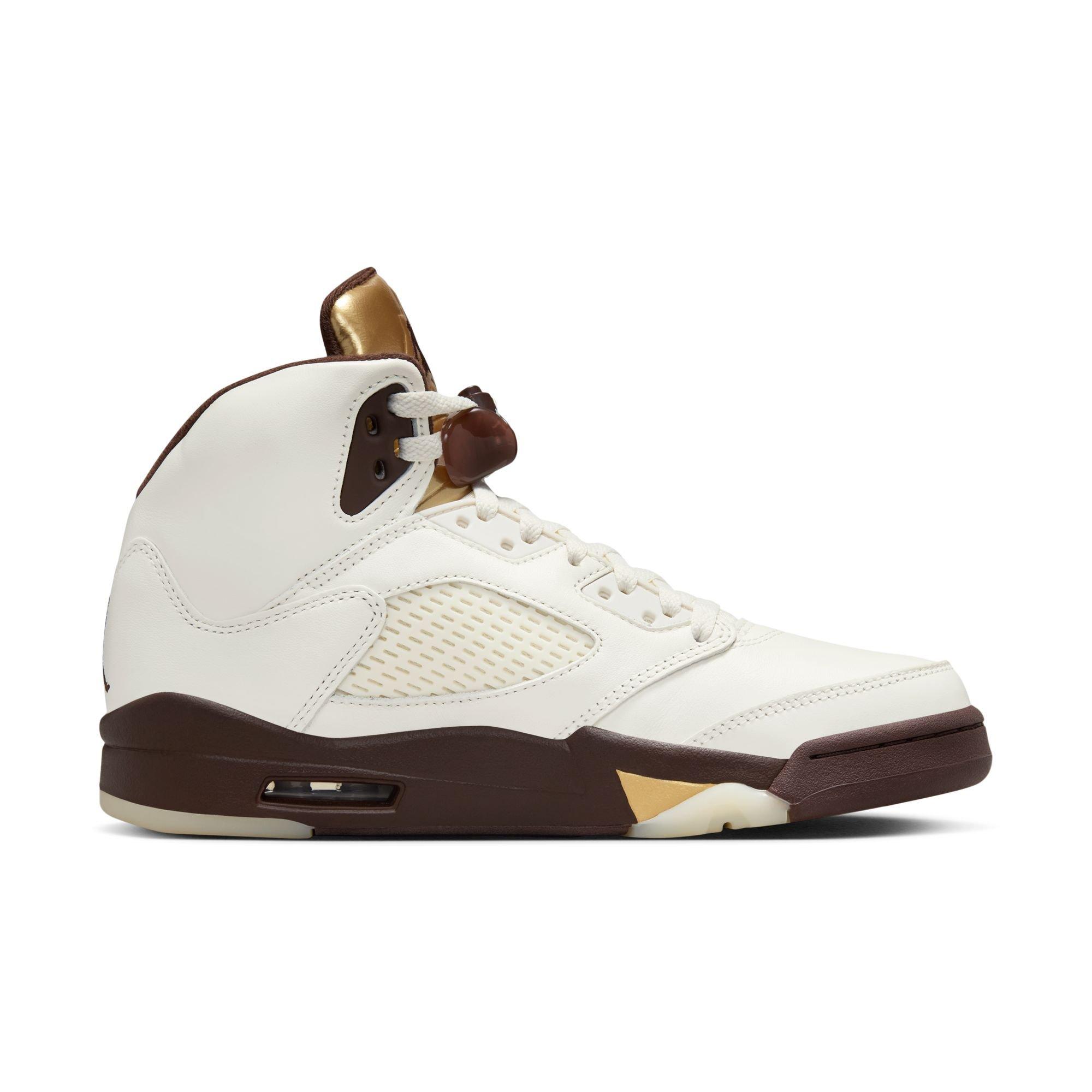 Jordan 5 Retro "Golden Ticket" Women's Shoe - EARTH/METALLIC GOLD/SAIL Thumbnail View 2