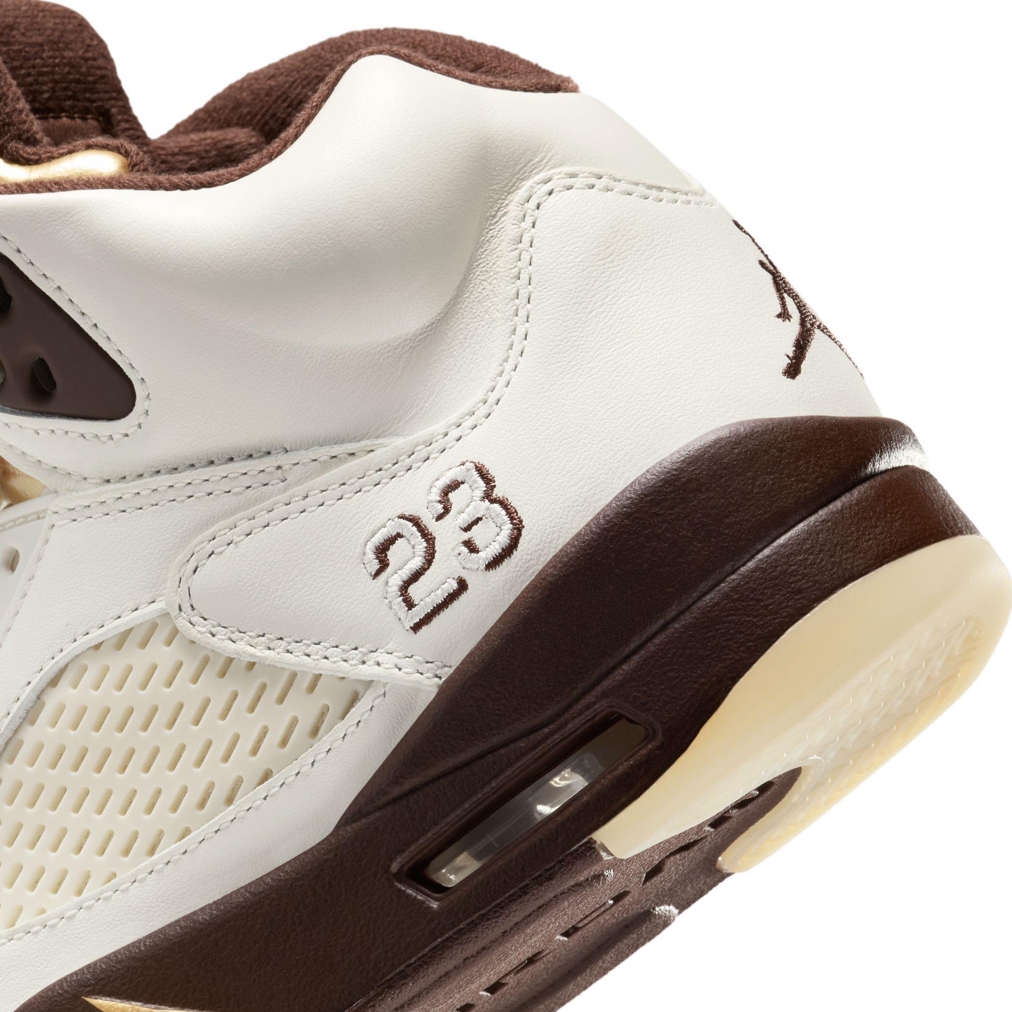 Jordan 5 Retro "Golden Ticket" Women's Shoe - EARTH/METALLIC GOLD/SAIL Thumbnail View 5