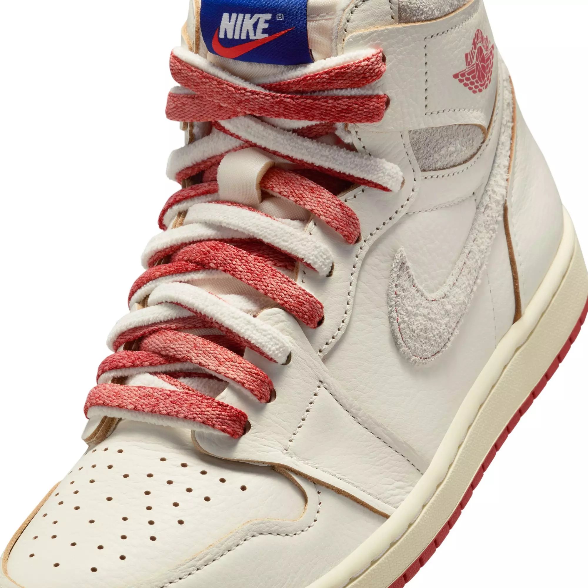 Jordan 1 High OG "Rare Air" Women's Shoe - SAIL/CINNABAR/LIGHT BONE