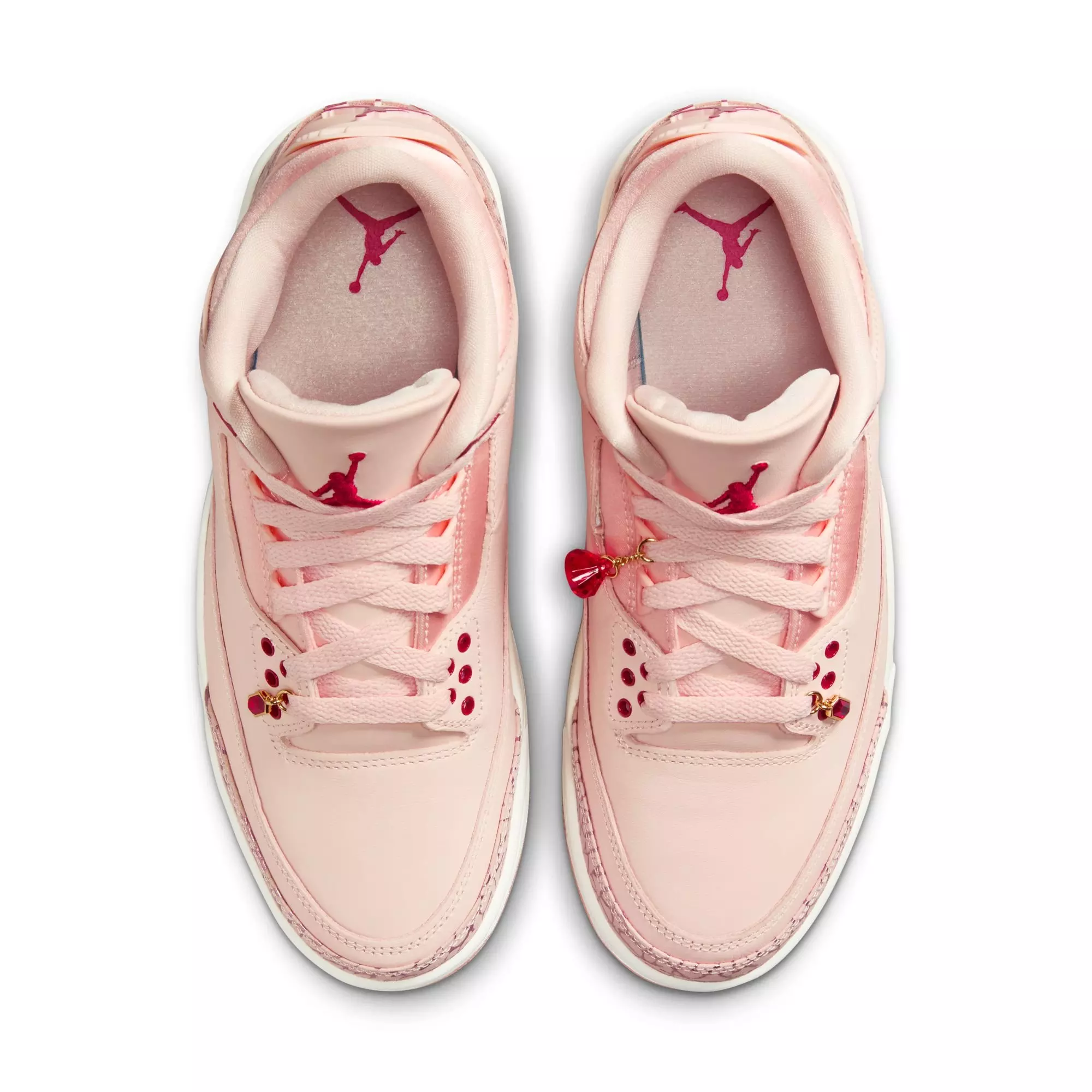 Jordan 3 Retro "Treat Yourself" Women's Shoe - WASHED CORAL/GYM RED/SAIL