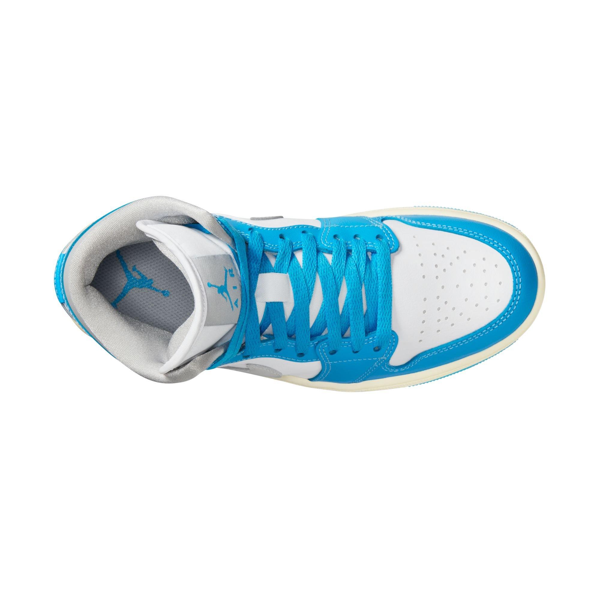 Jordan 1 Mid "Dk Powder Blue/Neutral Grey/White/Sail" Women's Shoe - BLUE/WHITE Thumbnail View 8