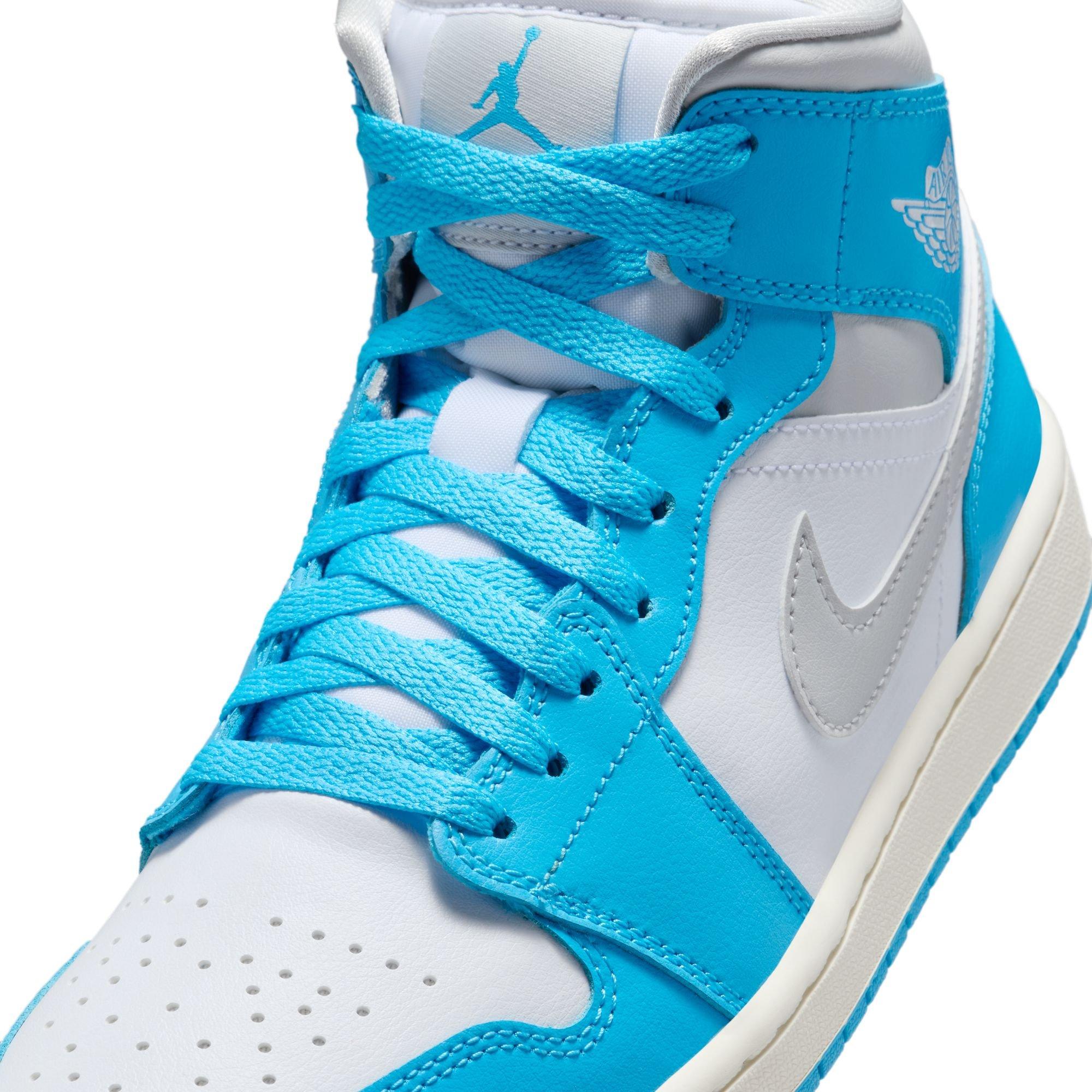 Jordan 1 Mid "Dk Powder Blue/Neutral Grey/White/Sail" Women's Shoe - BLUE/WHITE Thumbnail View 10