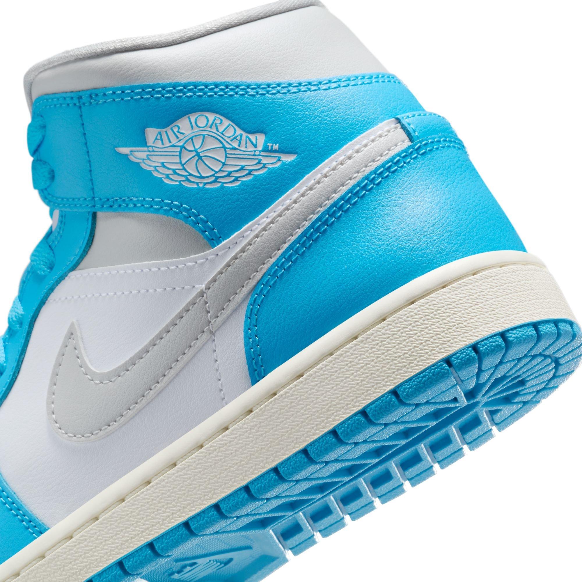Jordan 1 Mid "Dk Powder Blue/Neutral Grey/White/Sail" Women's Shoe - BLUE/WHITE Thumbnail View 11
