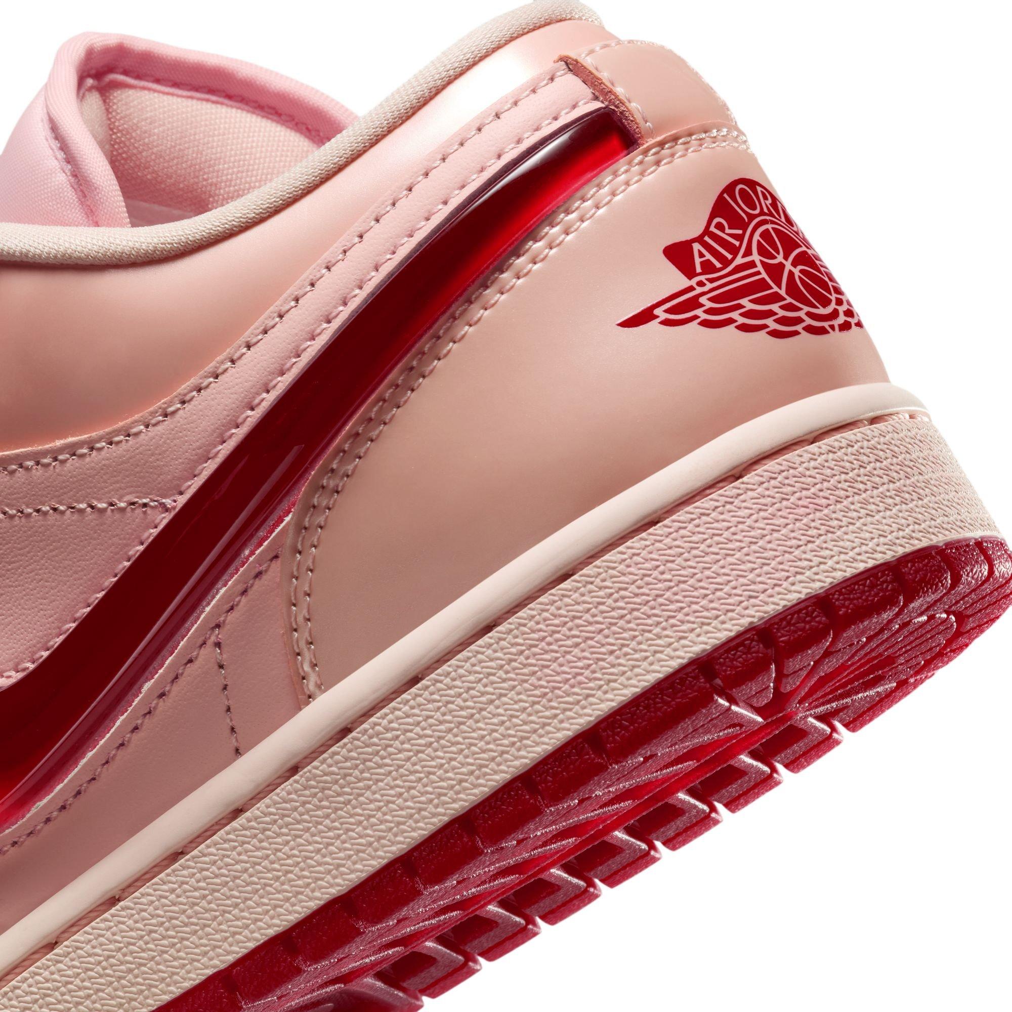 Jordan 1 Low SE Women