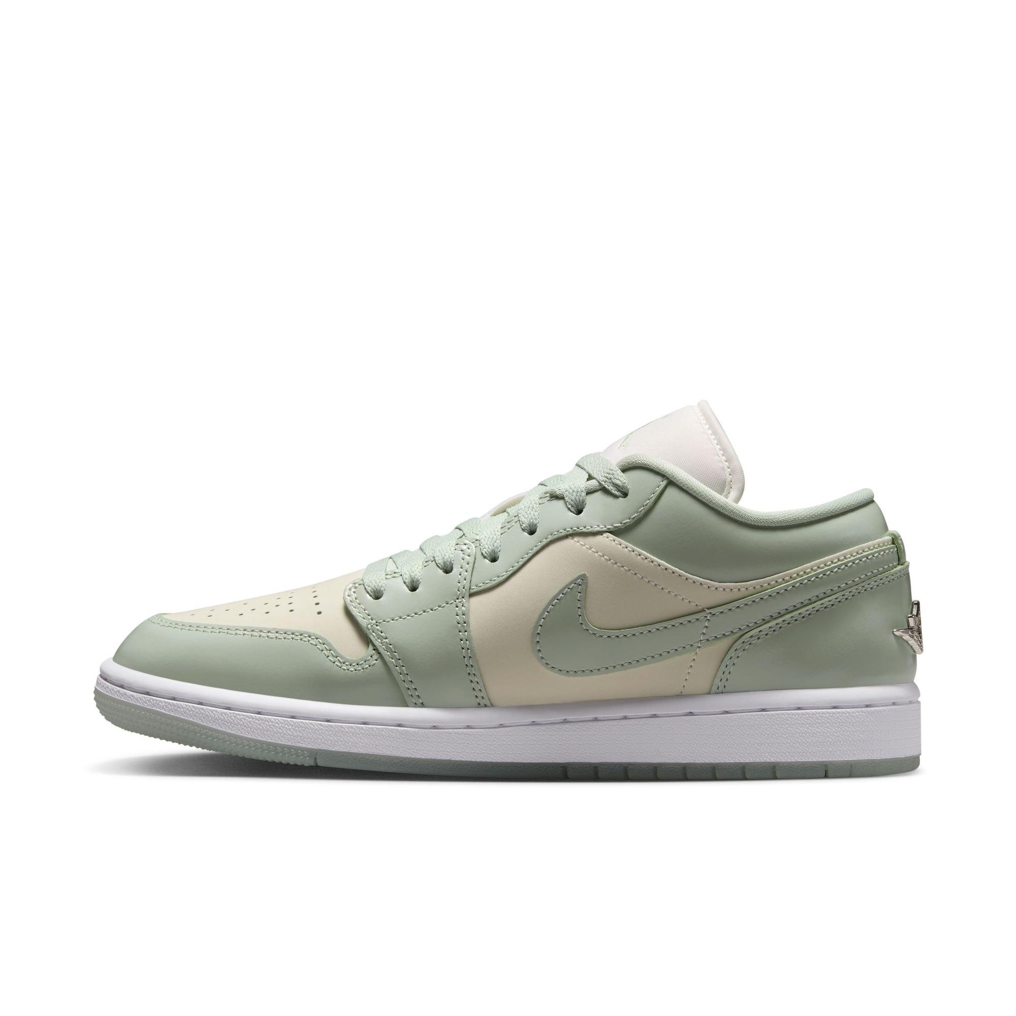 Jordan 1 Low SE Women's&nbsp;"Sail/Seafoam/Metallic Silver/White"&nbsp;Shoe