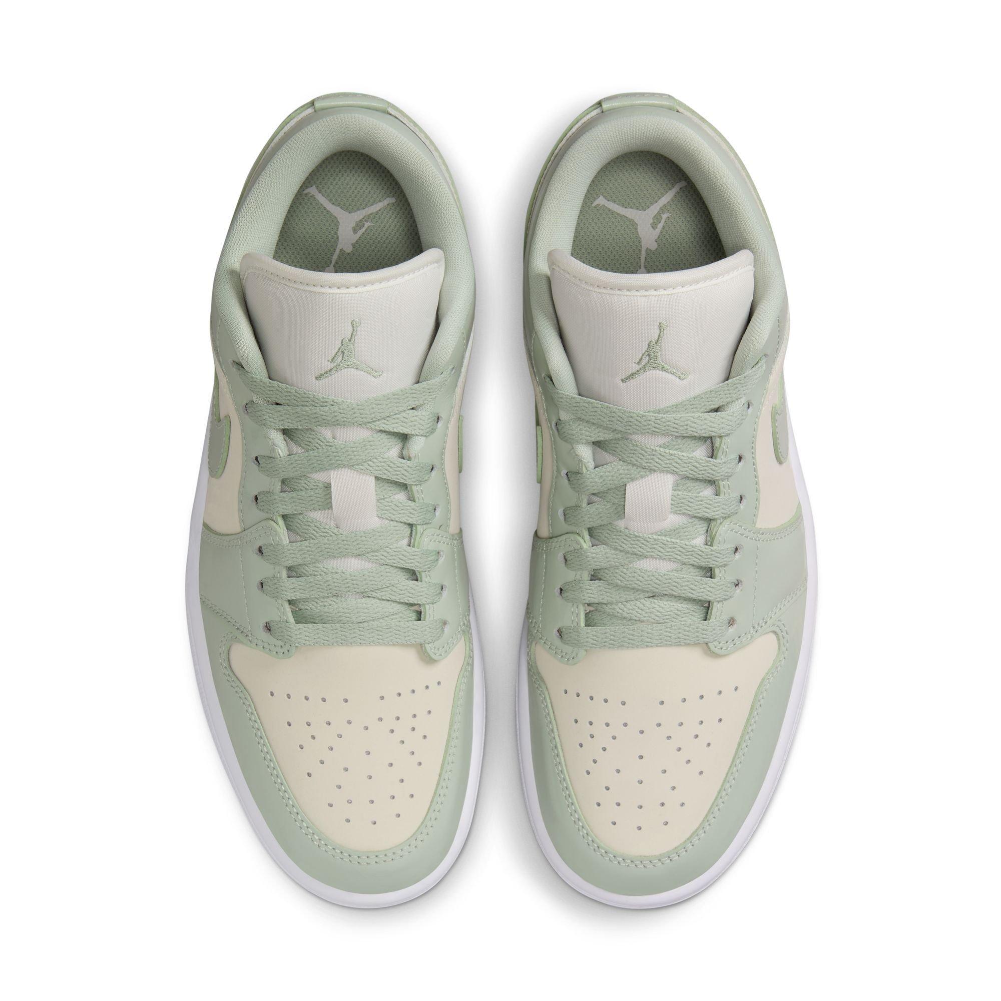 Jordan 1 Low SE Women's&nbsp;"Sail/Seafoam/Metallic Silver/White"&nbsp;Shoe