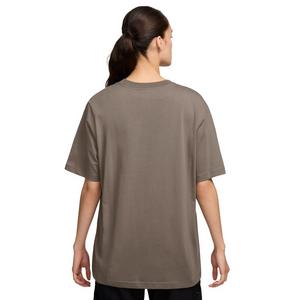 Nike Women's Sportswear Essential Tee