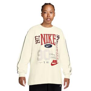 Nike Women's Sportswear Street Fleece Crewneck Sweatshirt