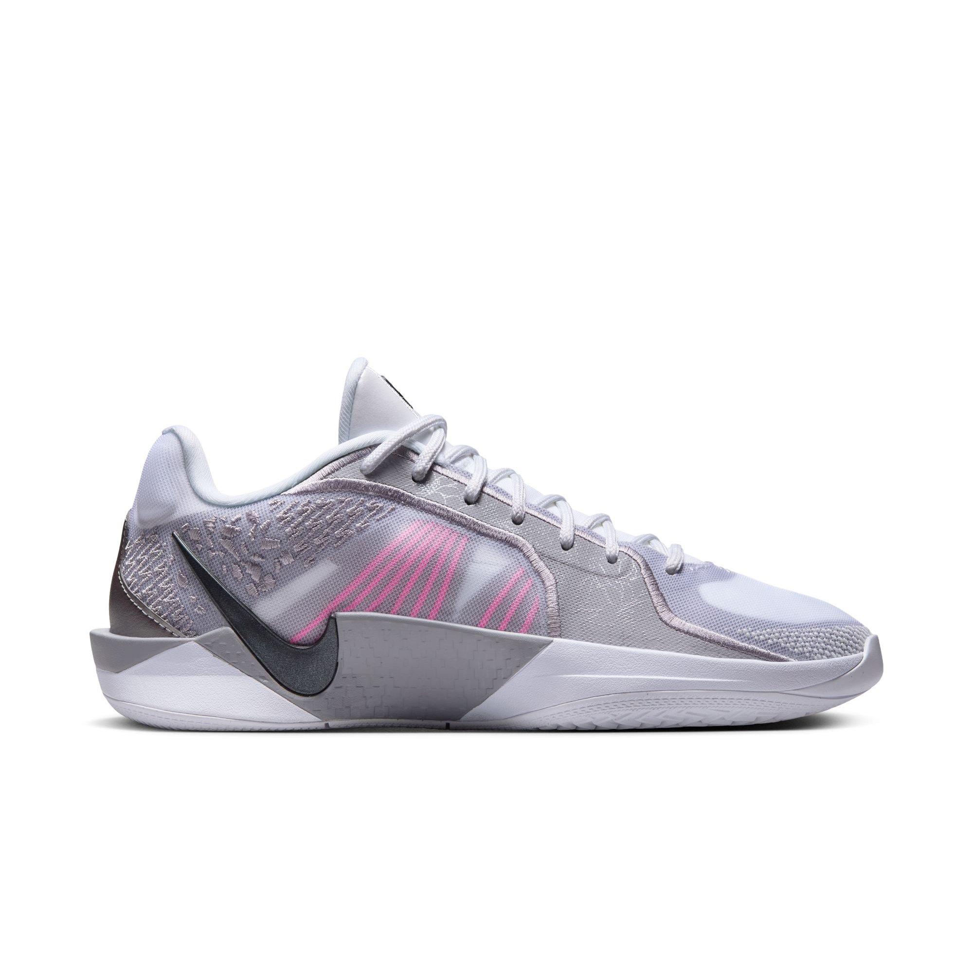 Nike Sabrina 2 