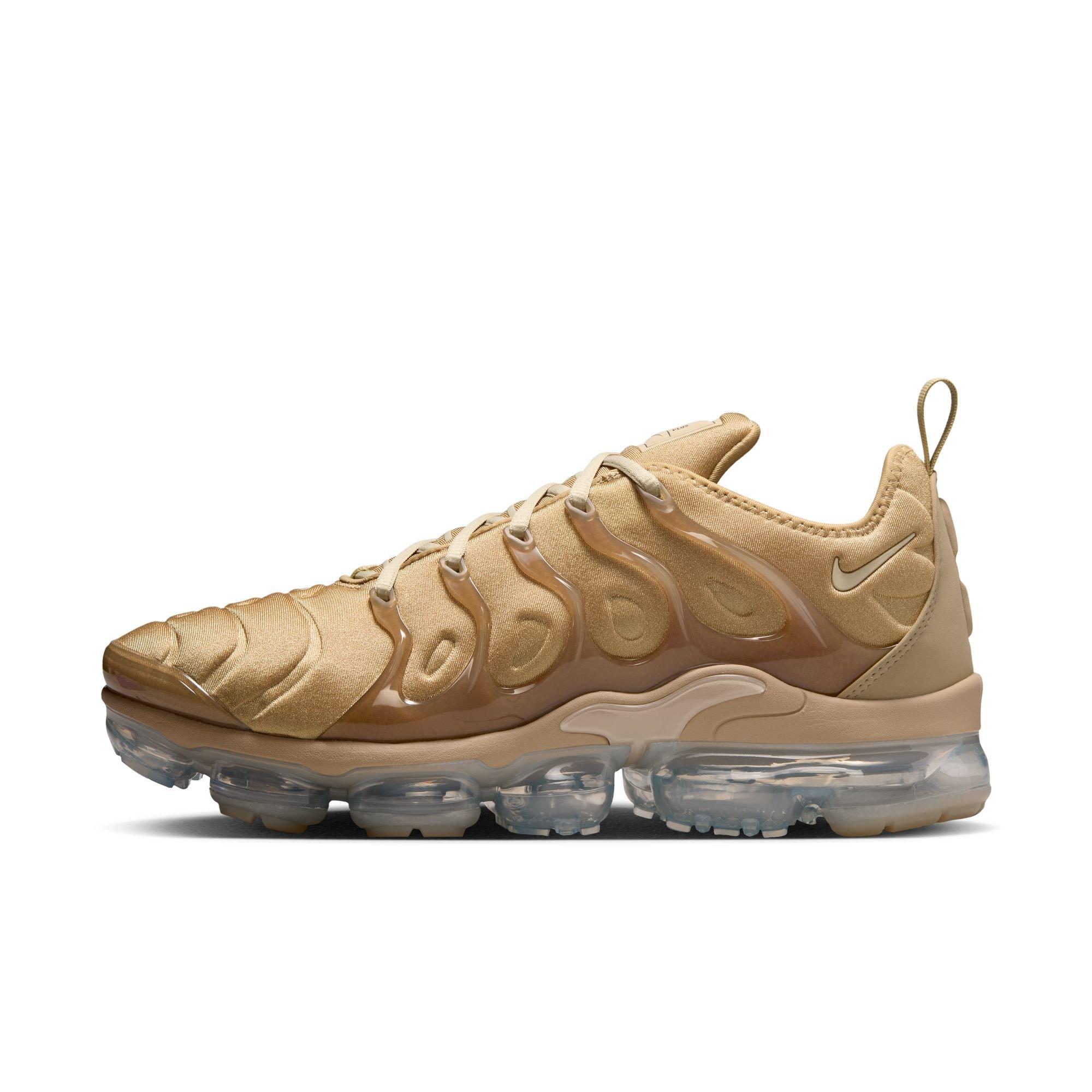 Nike Air VaporMax Plus "Parachute Beige/Desert Khaki/Black/White" Men's Shoe - TAN Thumbnail View 3