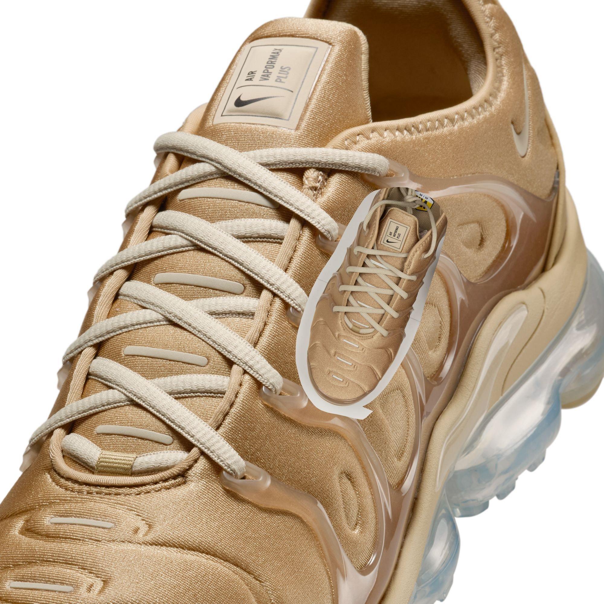Nike Air VaporMax Plus "Parachute Beige/Desert Khaki/Black/White" Men's Shoe - TAN Thumbnail View 9