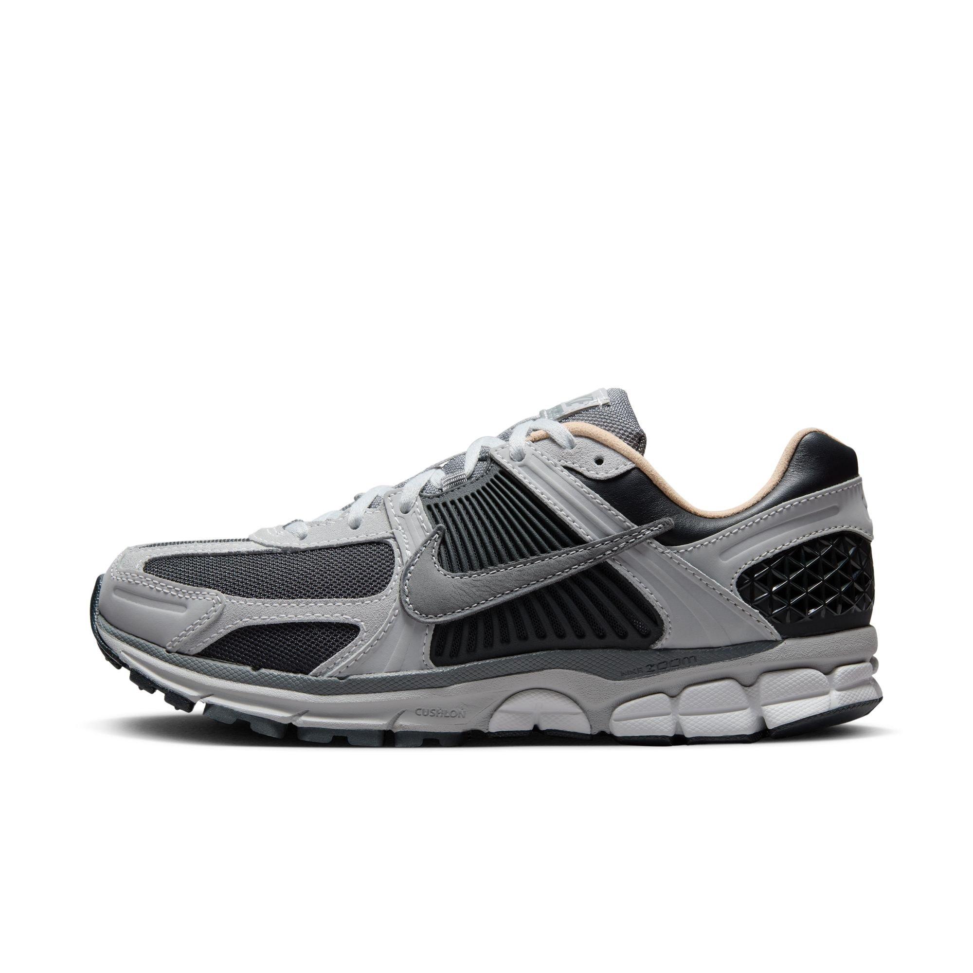 Nike Zoom Vomero 5 "Dk Smoke Grey/Smoke Grey/Lt Smoke Grey" Men's Shoe - GREY Thumbnail View 3