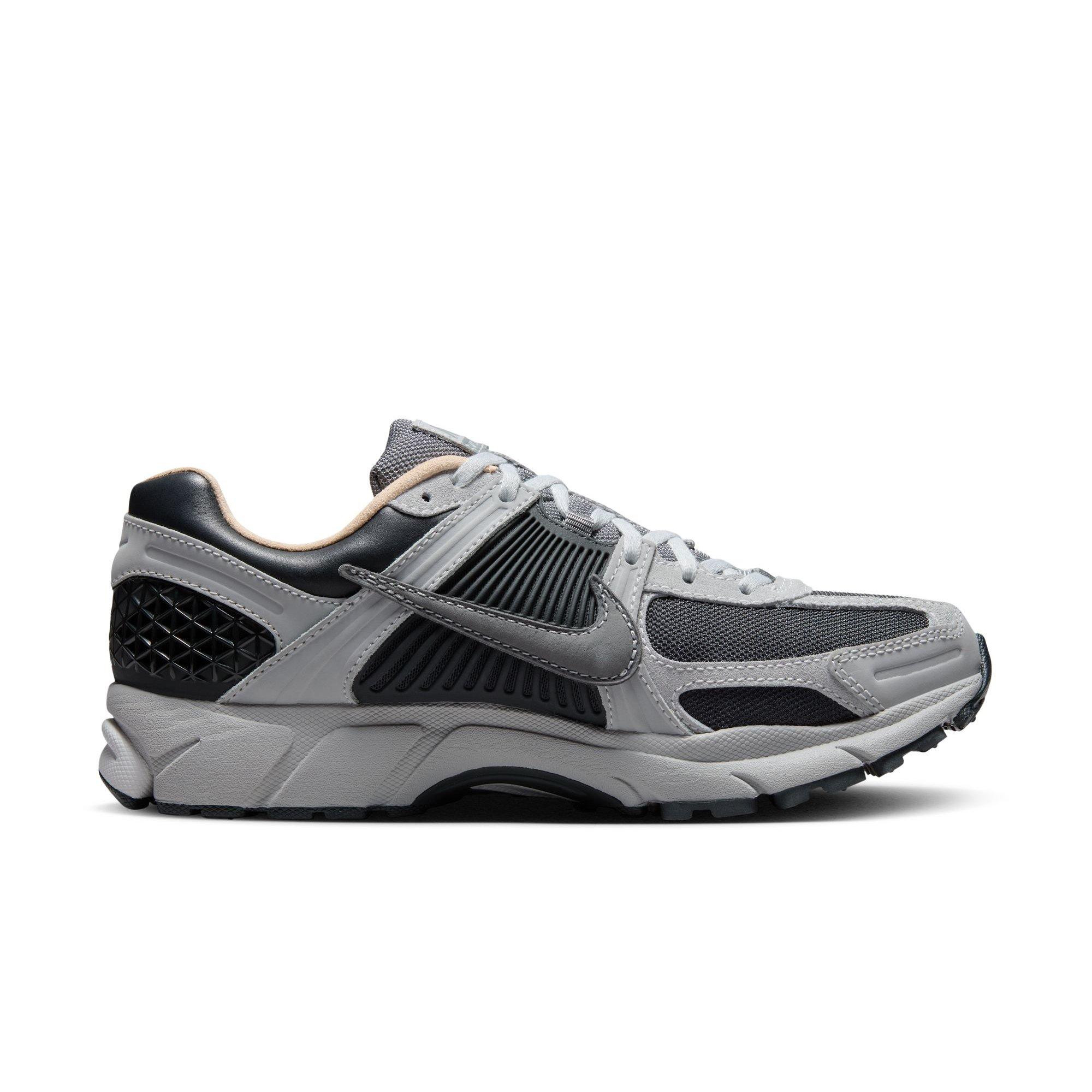 Nike Zoom Vomero 5 "Dk Smoke Grey/Smoke Grey/Lt Smoke Grey" Men's Shoe - GREY Thumbnail View 2