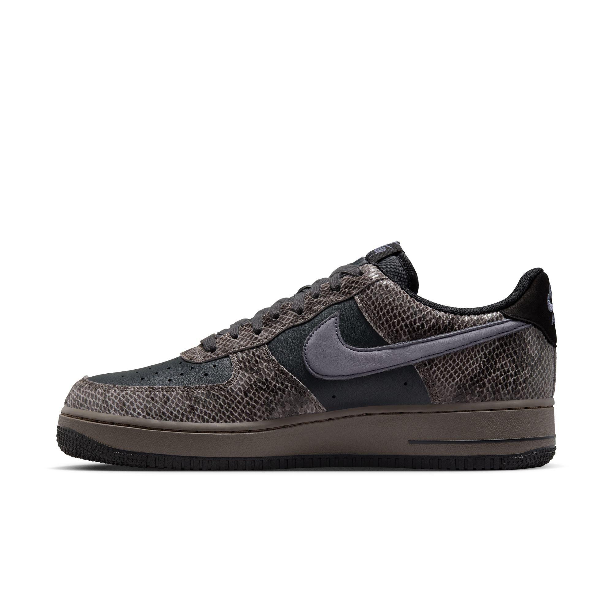 Nike Air Force 1 '07 LV8 "Snakeskin" Men's Shoe - OFF NOIR/LIGHT CARBON/CAVE STONE Thumbnail View 7
