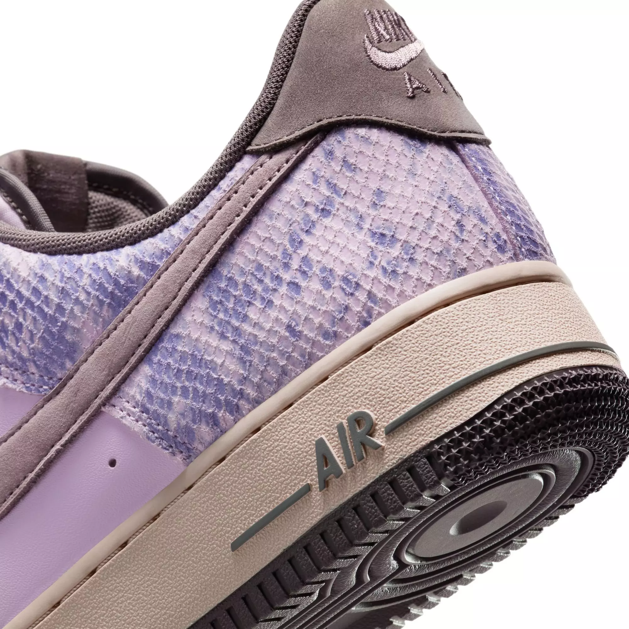 Nike Air Force 1 '07 LV8 "Doll/Taupe Grey/Sanddrift/Cave Stone" Men's Shoe - GREY/TAN