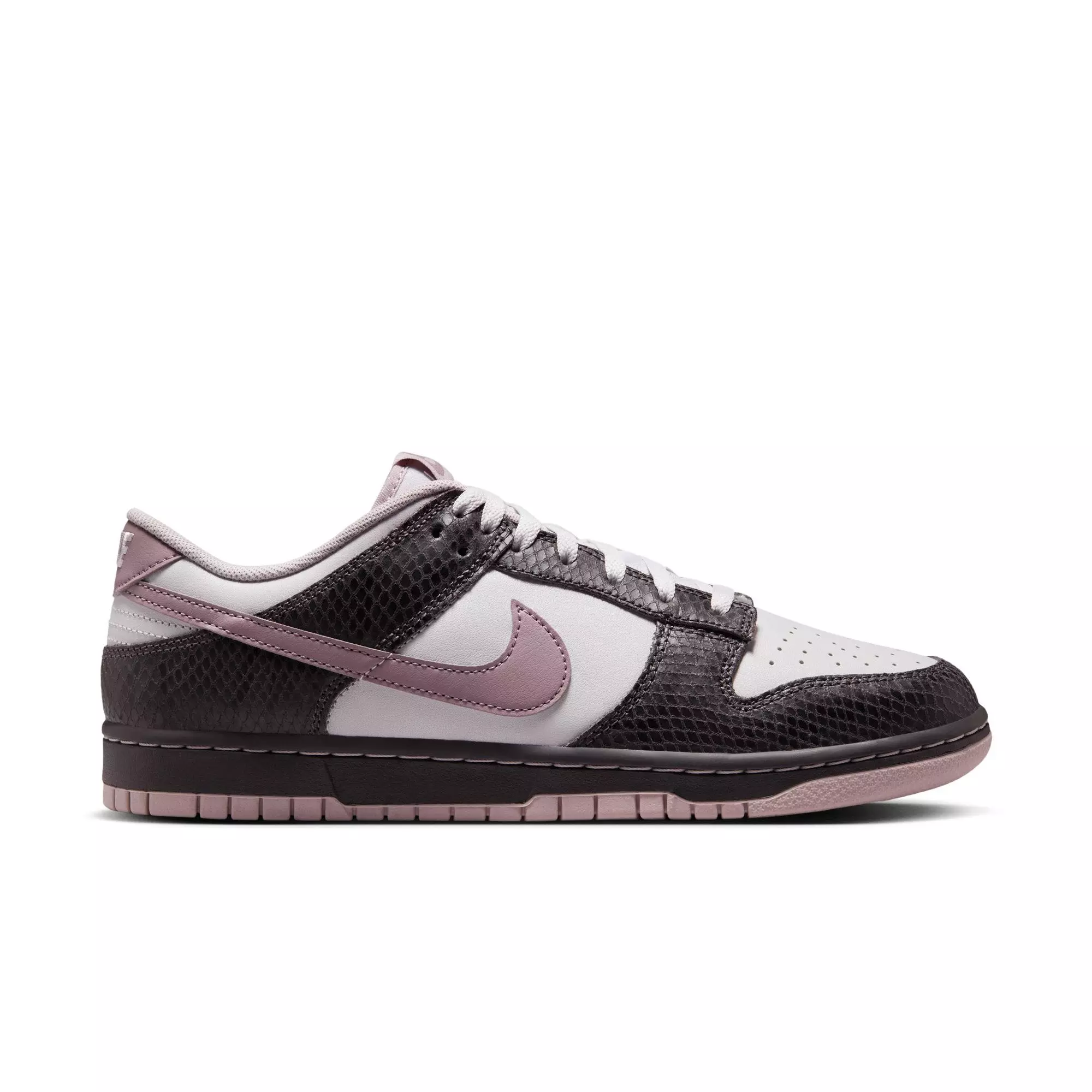 Nike Dunk Low SE "Medium Ash/Taupe Grey/Vast Grey" Men's Shoe - GREY/TAN