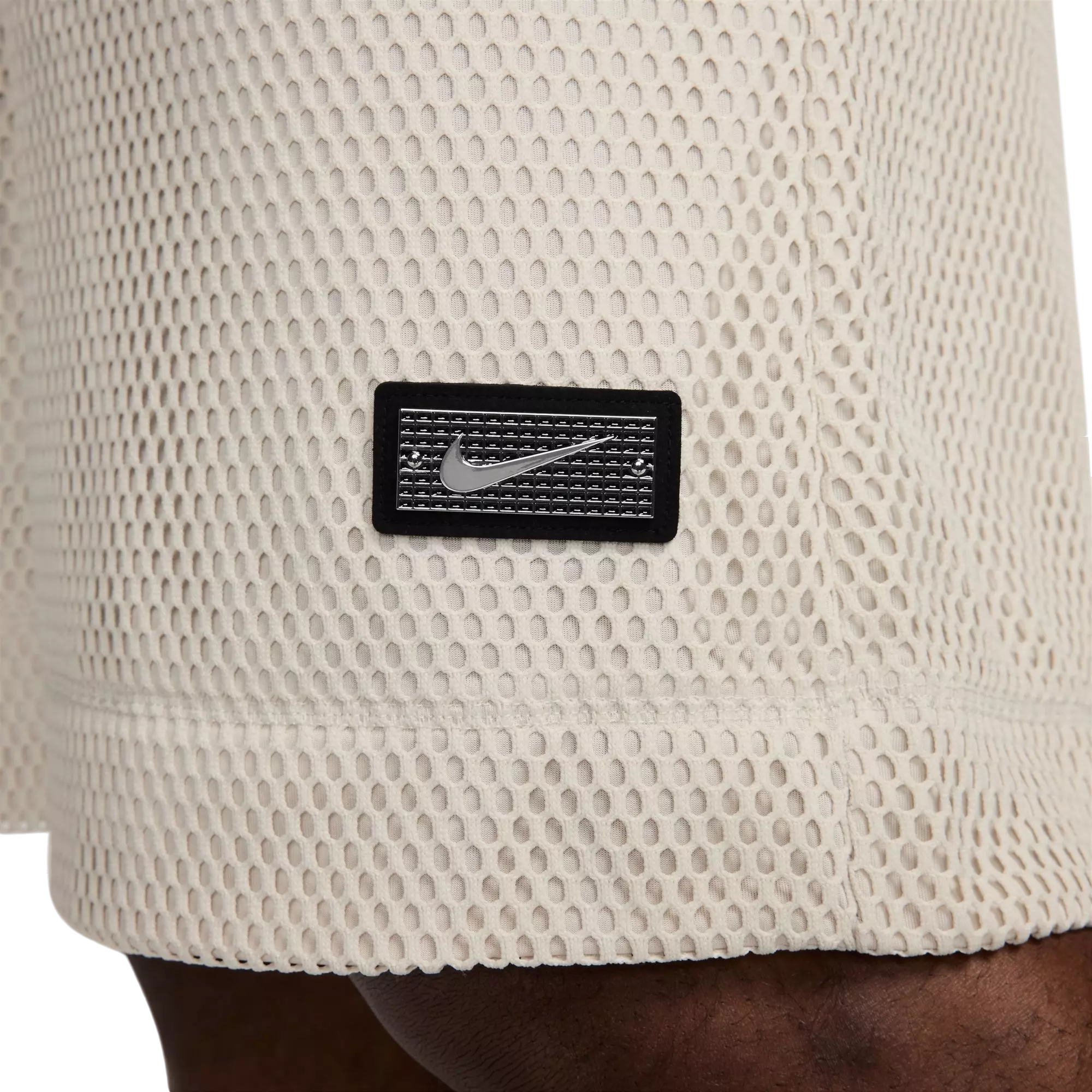 Nike Men's Devin Booker Dri-FIT 10" Basketball Shorts - BROWN