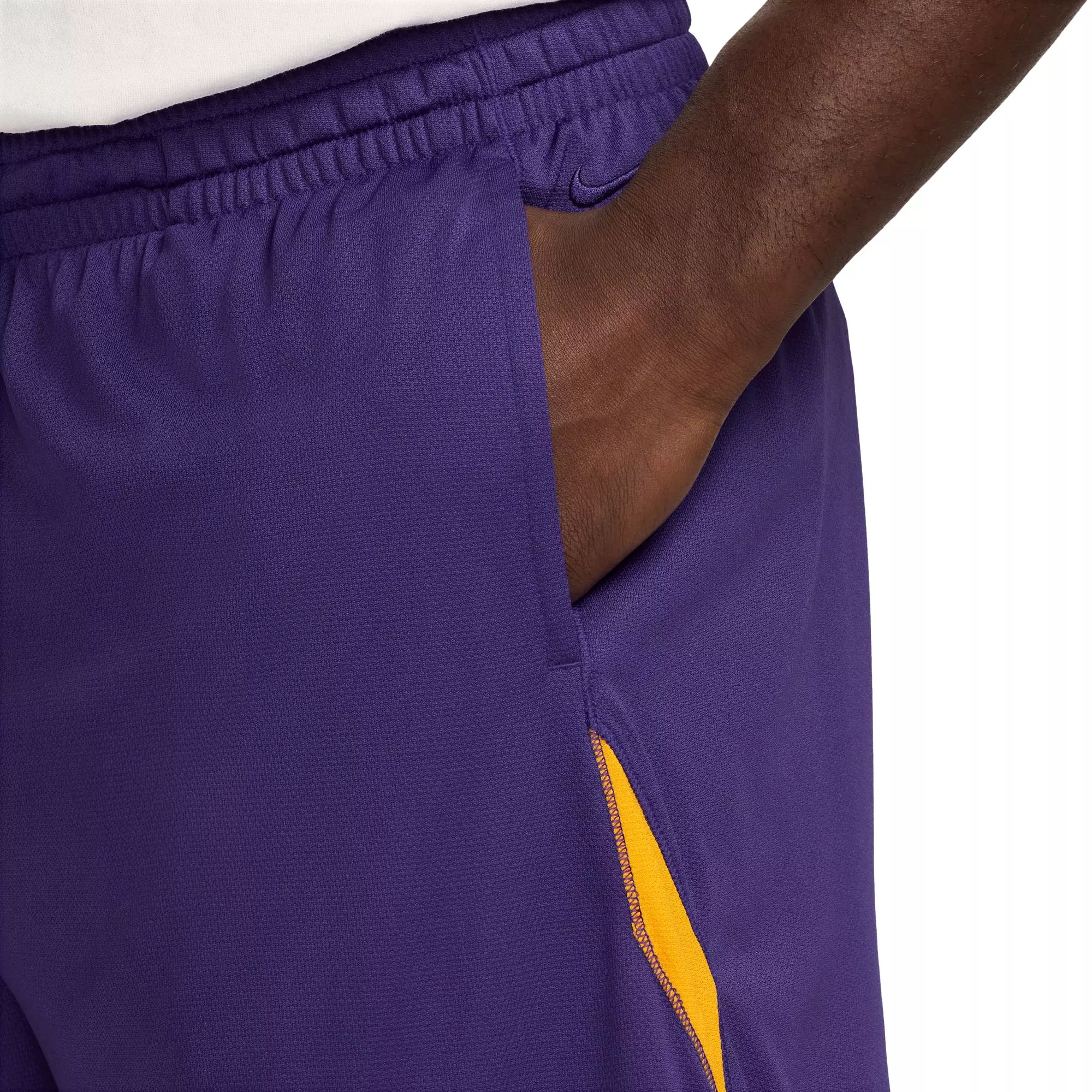 Nike Men's Kobe Dri-FIT 6" Basketball Shorts - PURPLE