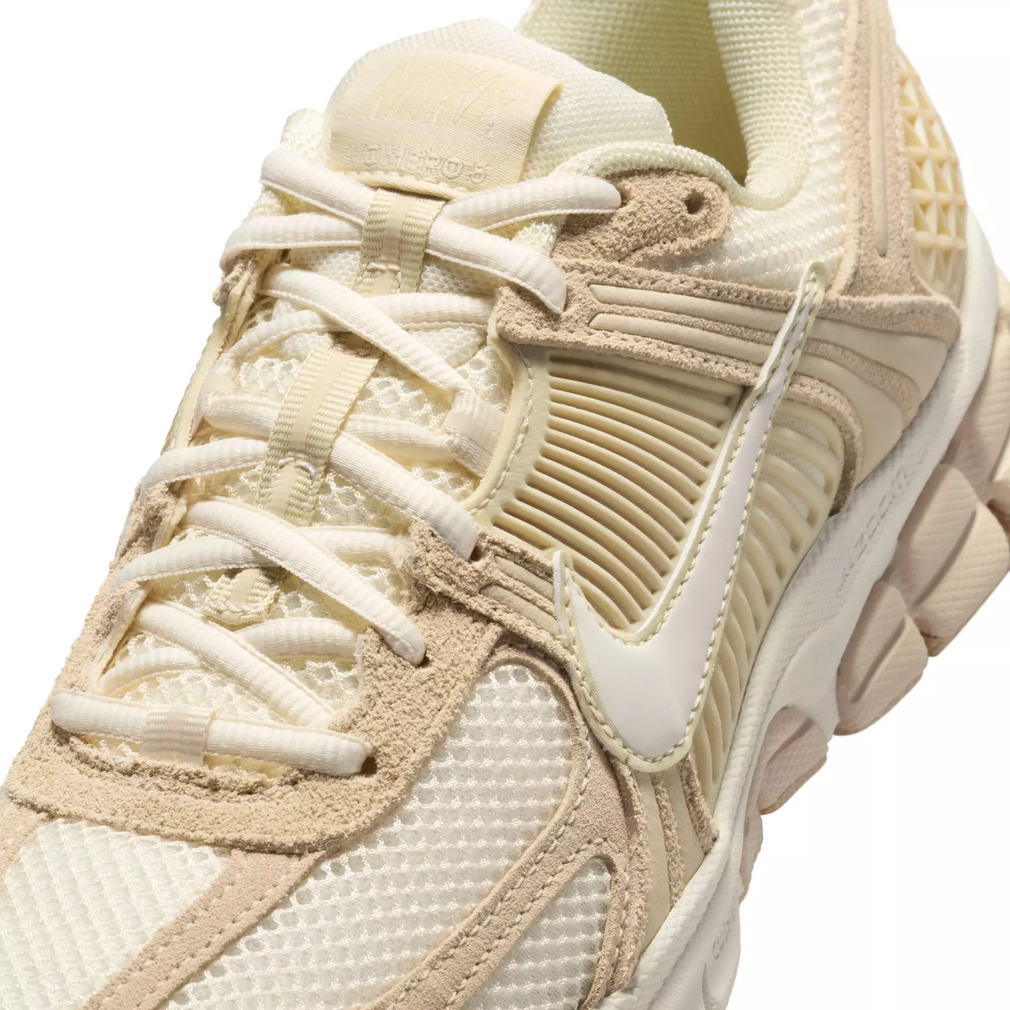 Nike Zoom Vomero 5 "Beach/Sail/Lt Khaki/Pale Ivory" Women's Shoe - SAIL